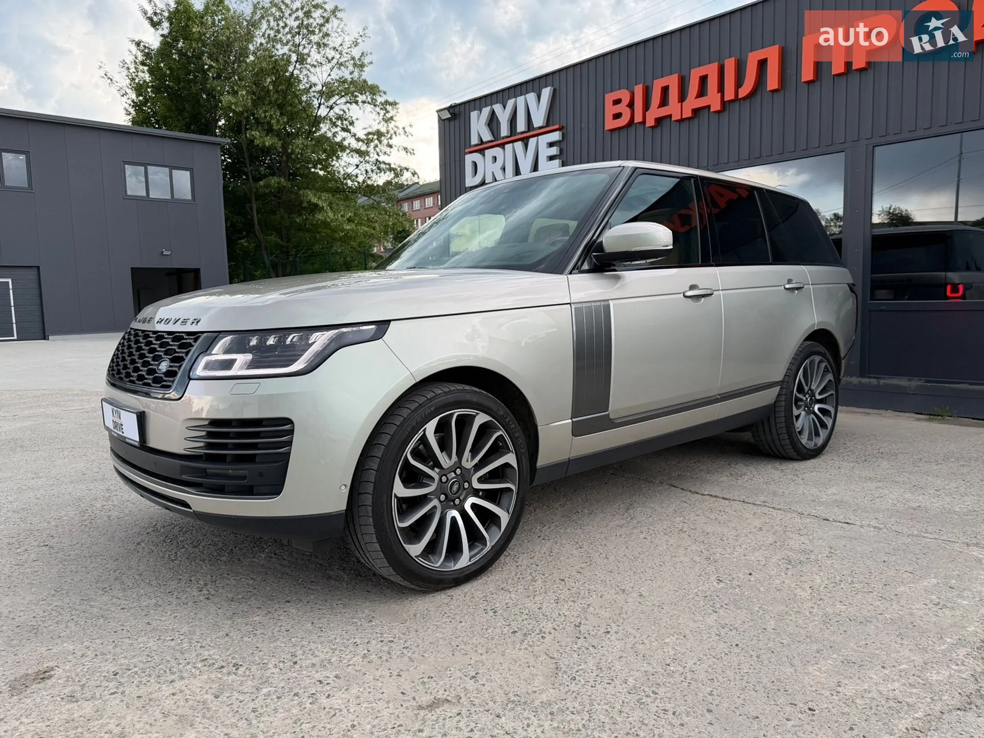 2019 Land Rover Range Rover - мініатюра 2