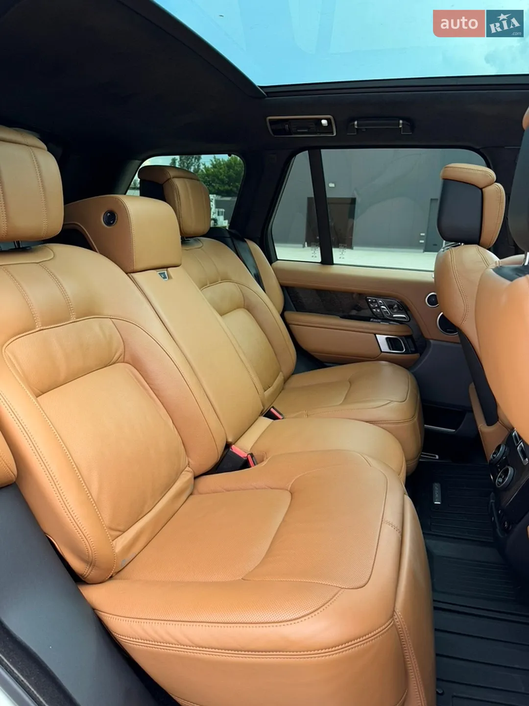 2019 Land Rover Range Rover - мініатюра 30