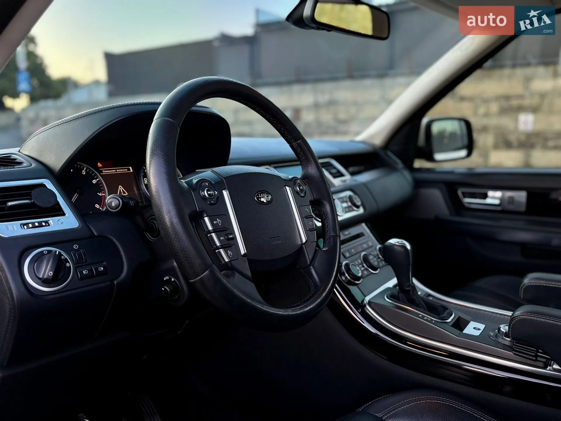 2011 Land Rover Range Rover - мініатюра 21