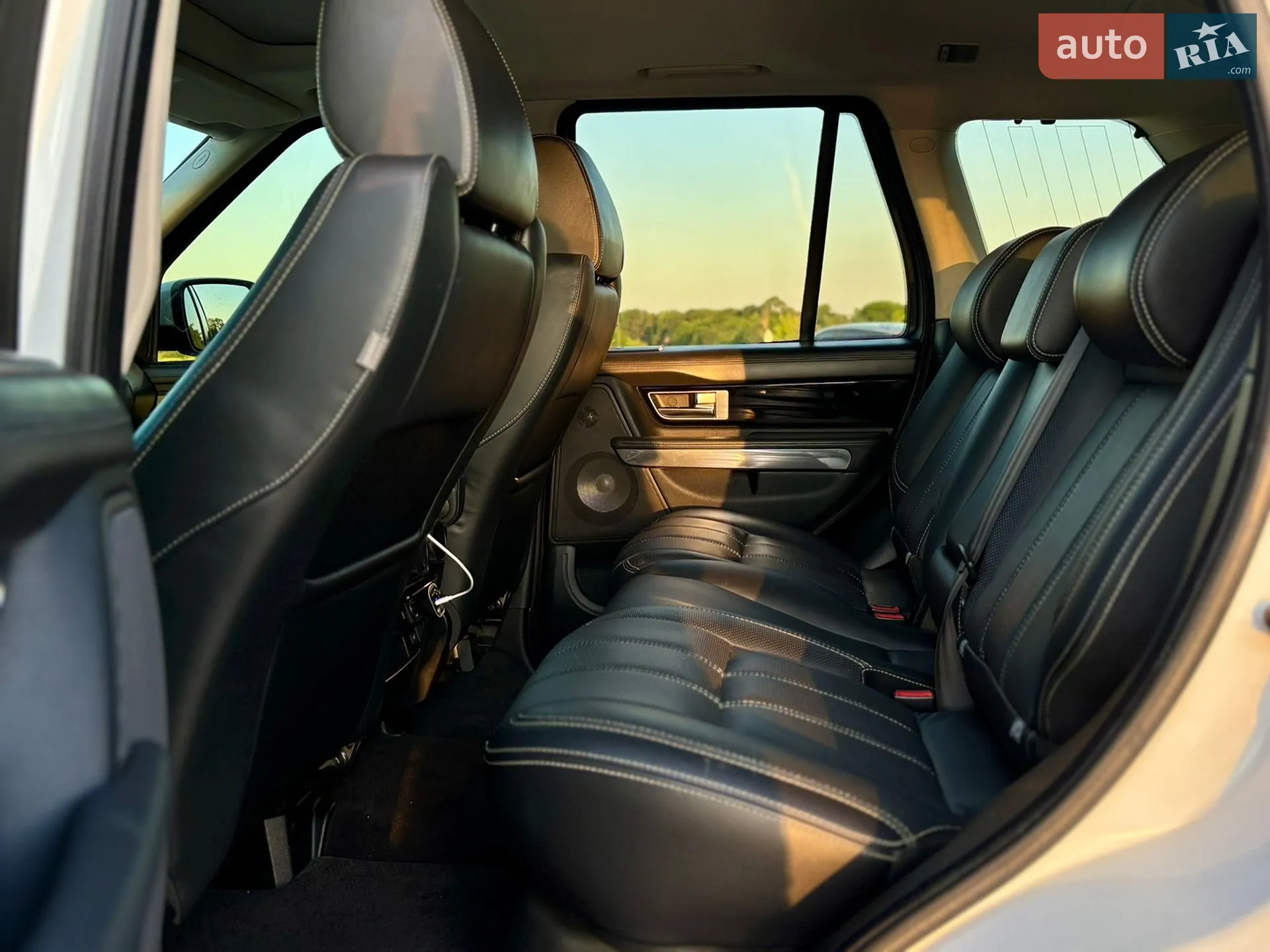 2011 Land Rover Range Rover - мініатюра 14