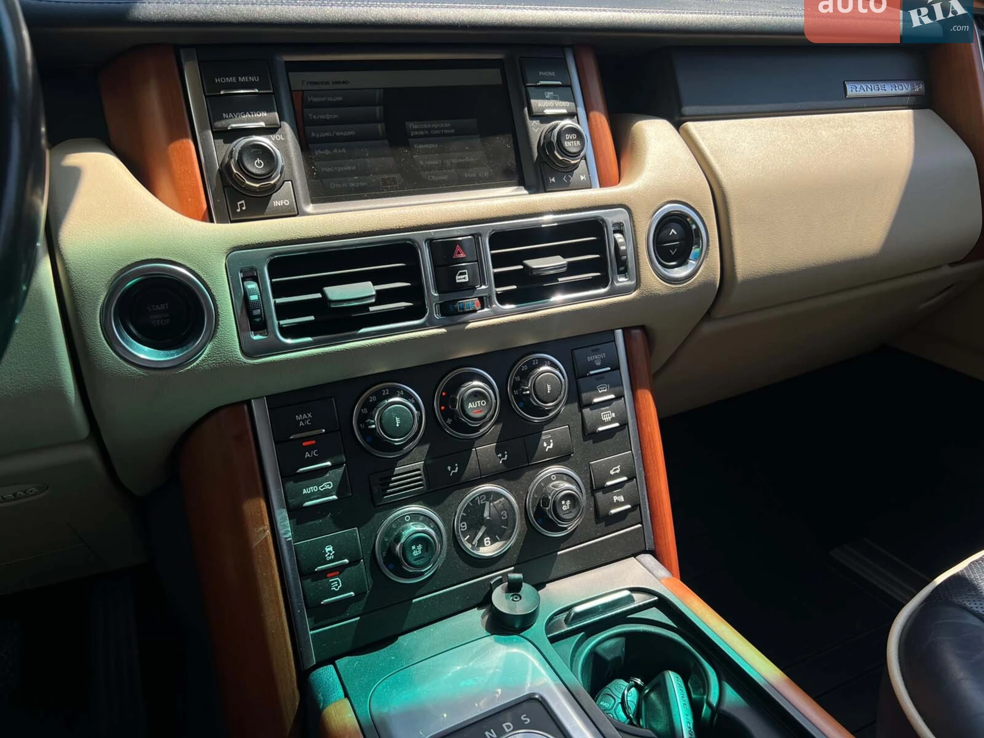 2011 Land Rover Range Rover - мініатюра 16