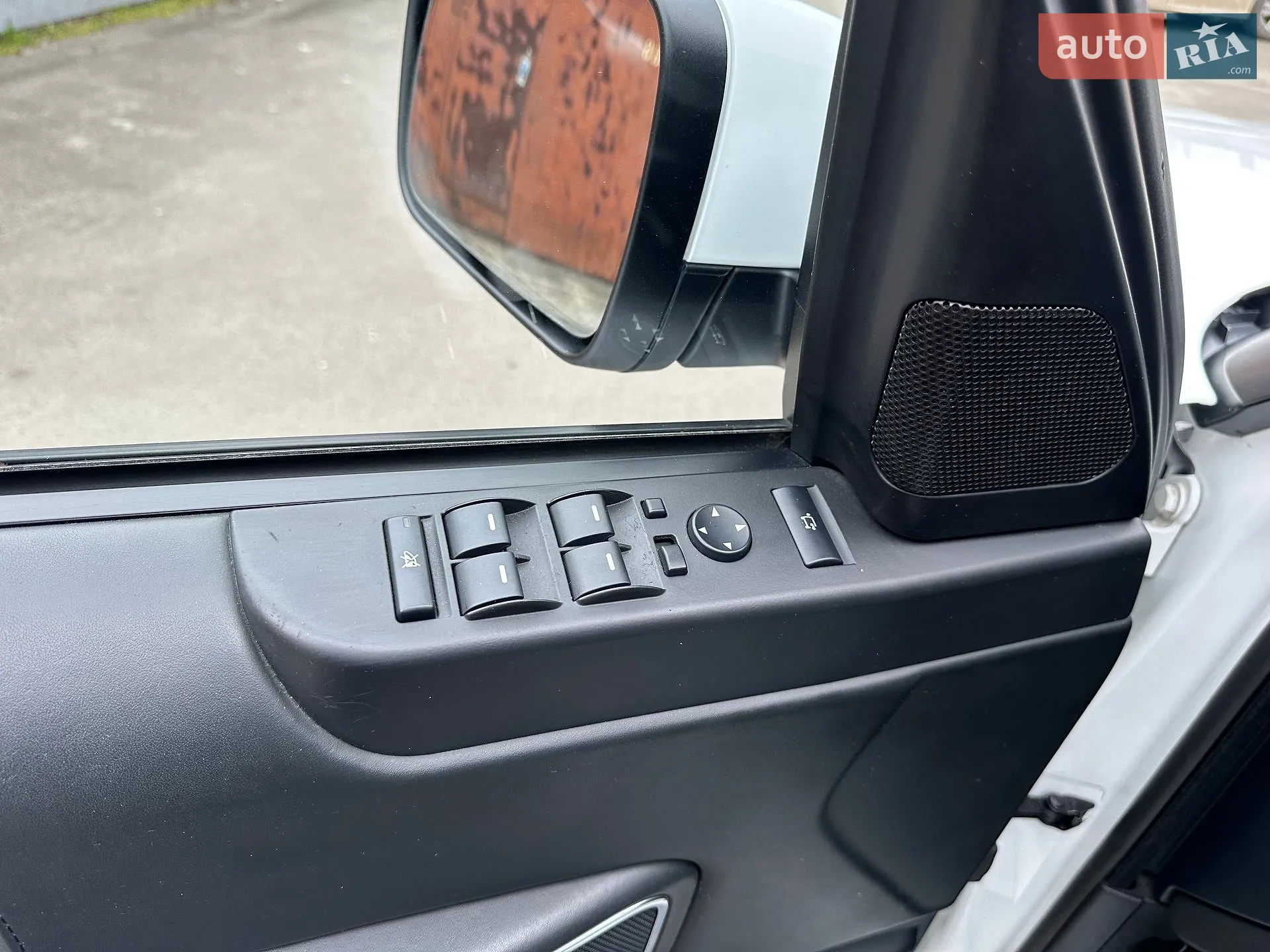 2010 Land Rover Range Rover - мініатюра 38