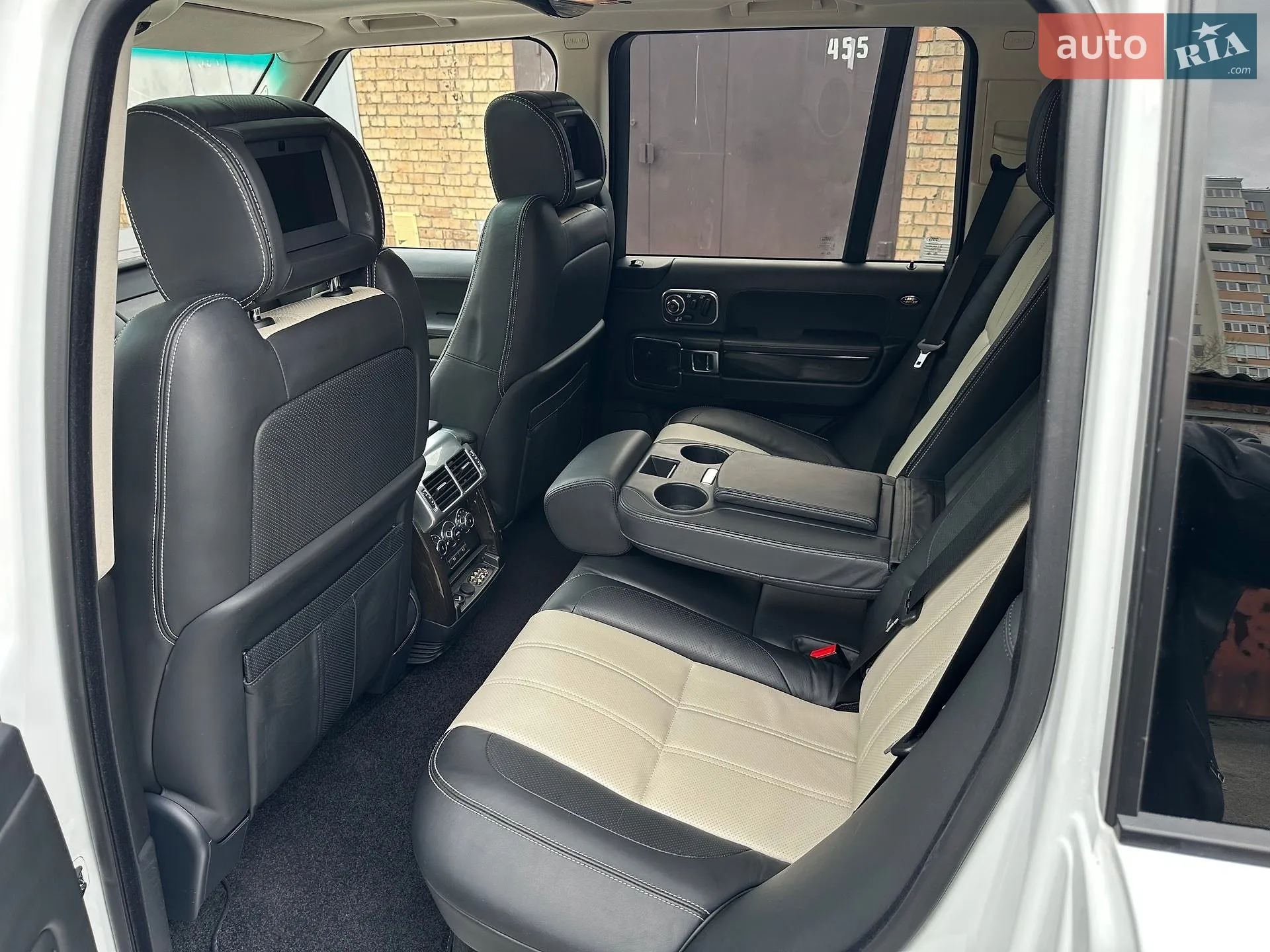 2010 Land Rover Range Rover - мініатюра 40