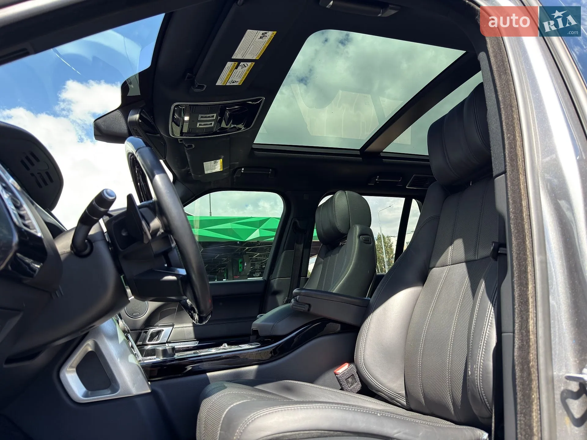 2015 Land Rover Range Rover - мініатюра 21