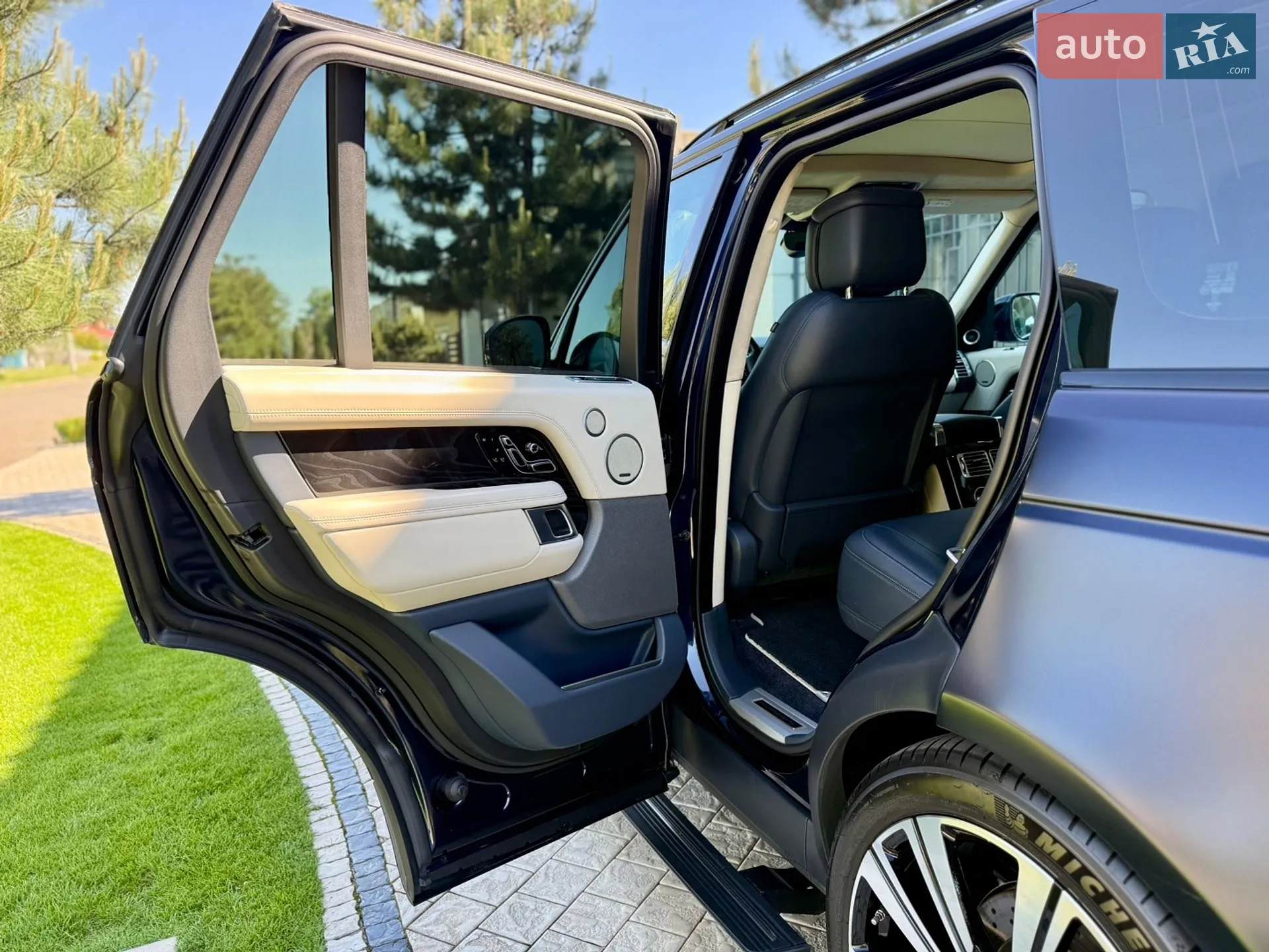 2019 Land Rover Range Rover - мініатюра 38