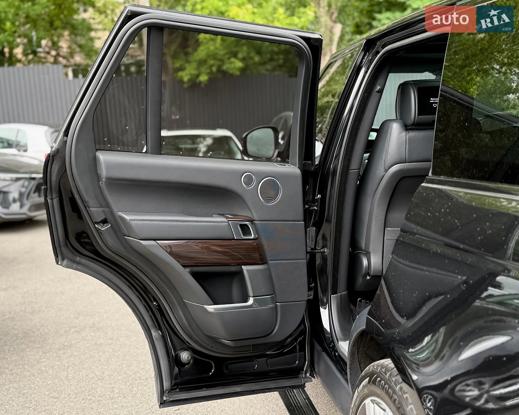 2016 Land Rover Range Rover - мініатюра 18