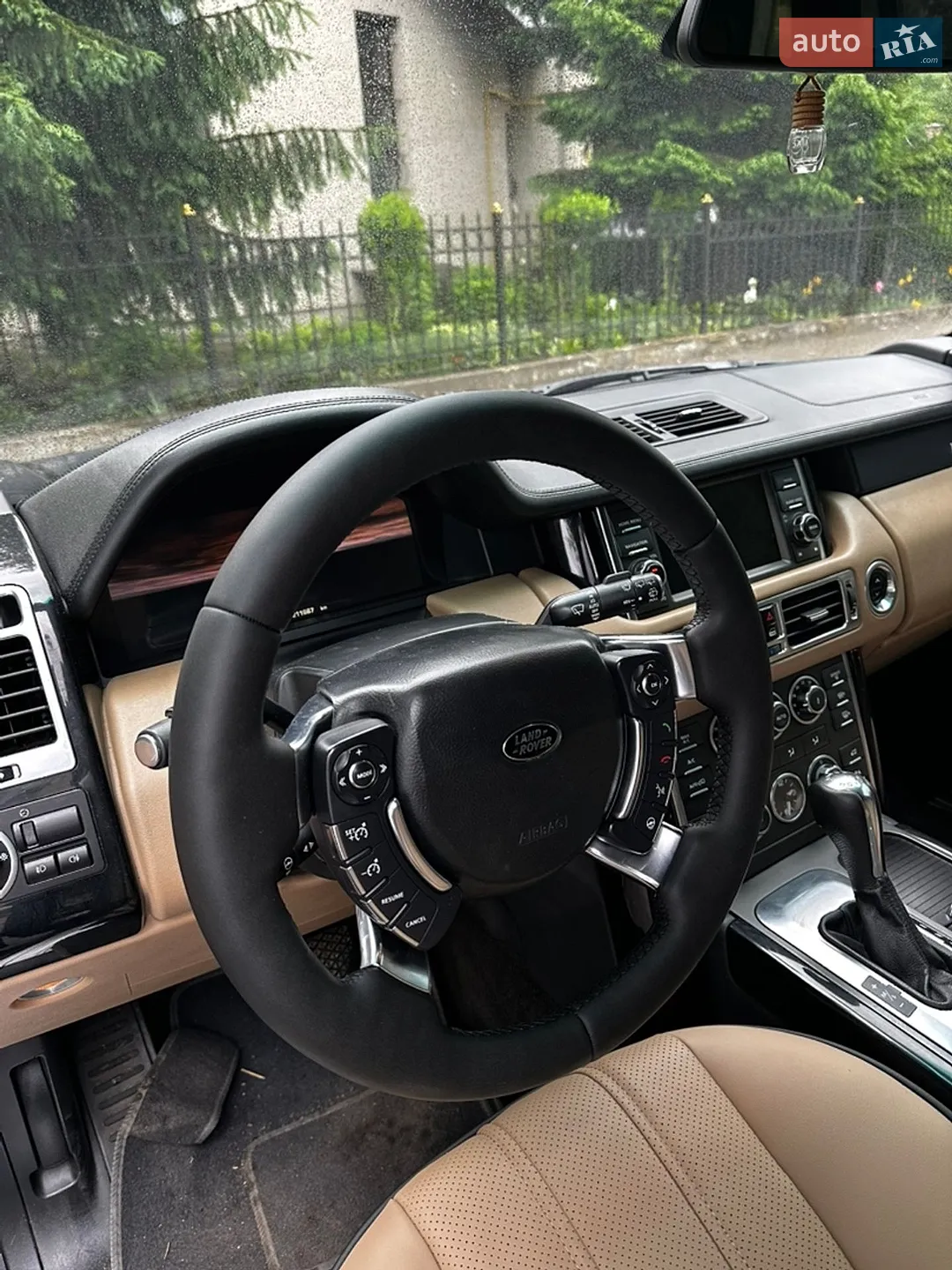 2010 Land Rover Range Rover - мініатюра 12