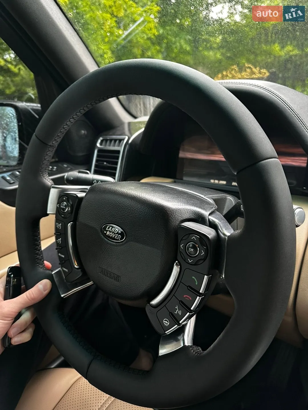 2010 Land Rover Range Rover - мініатюра 18