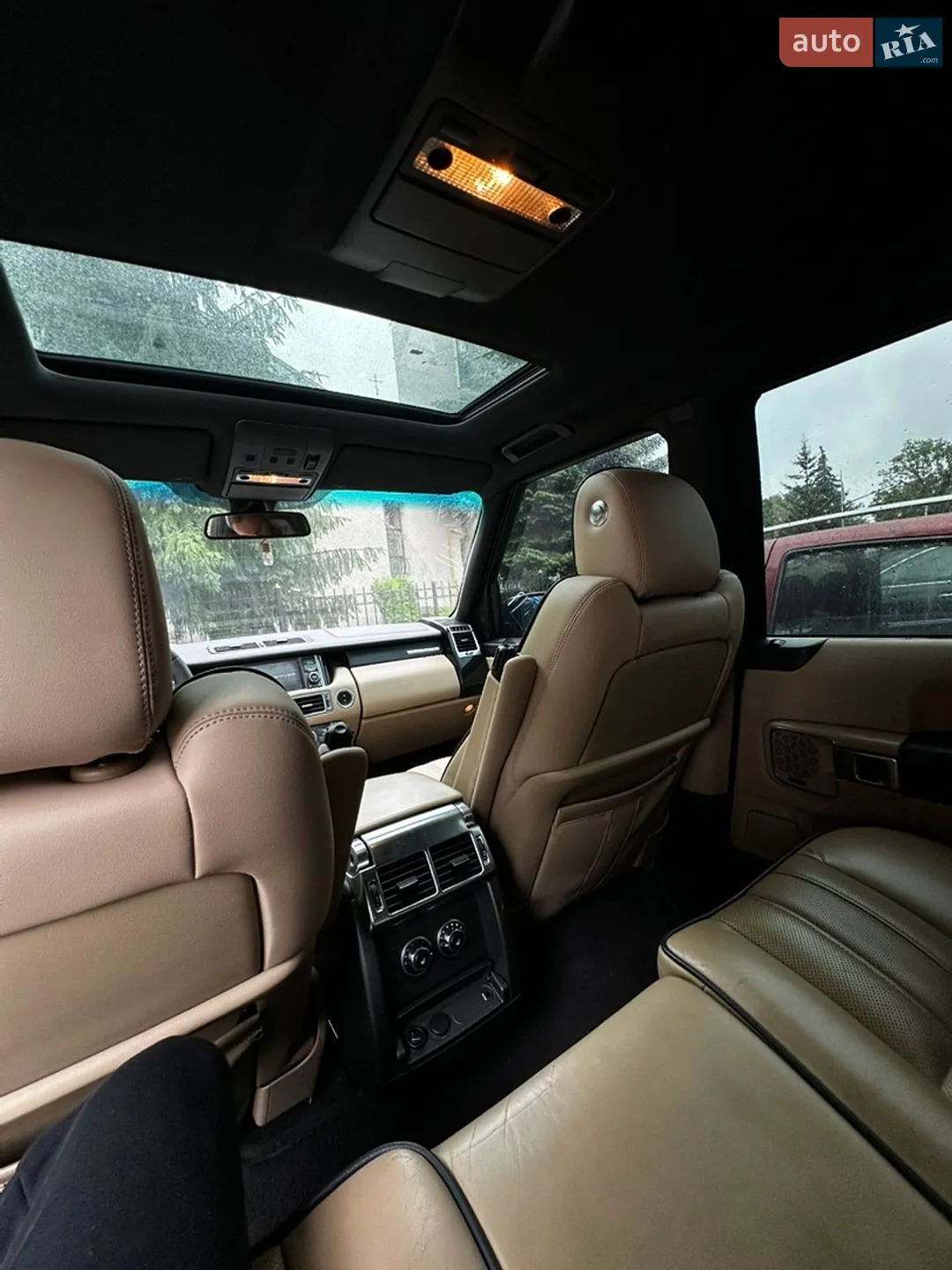 2010 Land Rover Range Rover - мініатюра 20