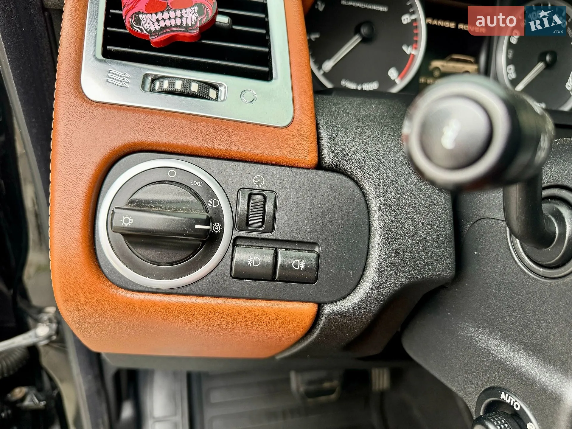 2011 Land Rover Range Rover - мініатюра 26