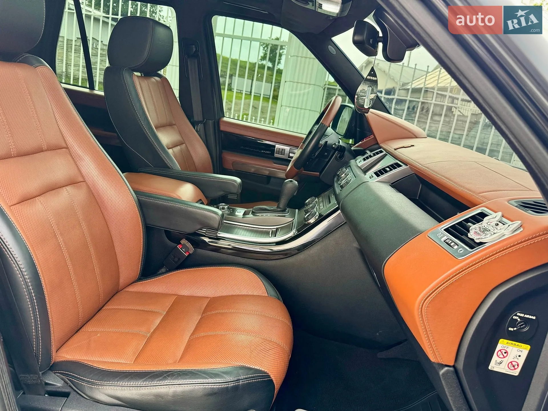 2011 Land Rover Range Rover - мініатюра 42