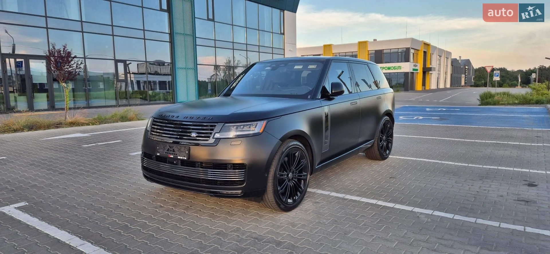 2023 Land Rover Range Rover - мініатюра 4