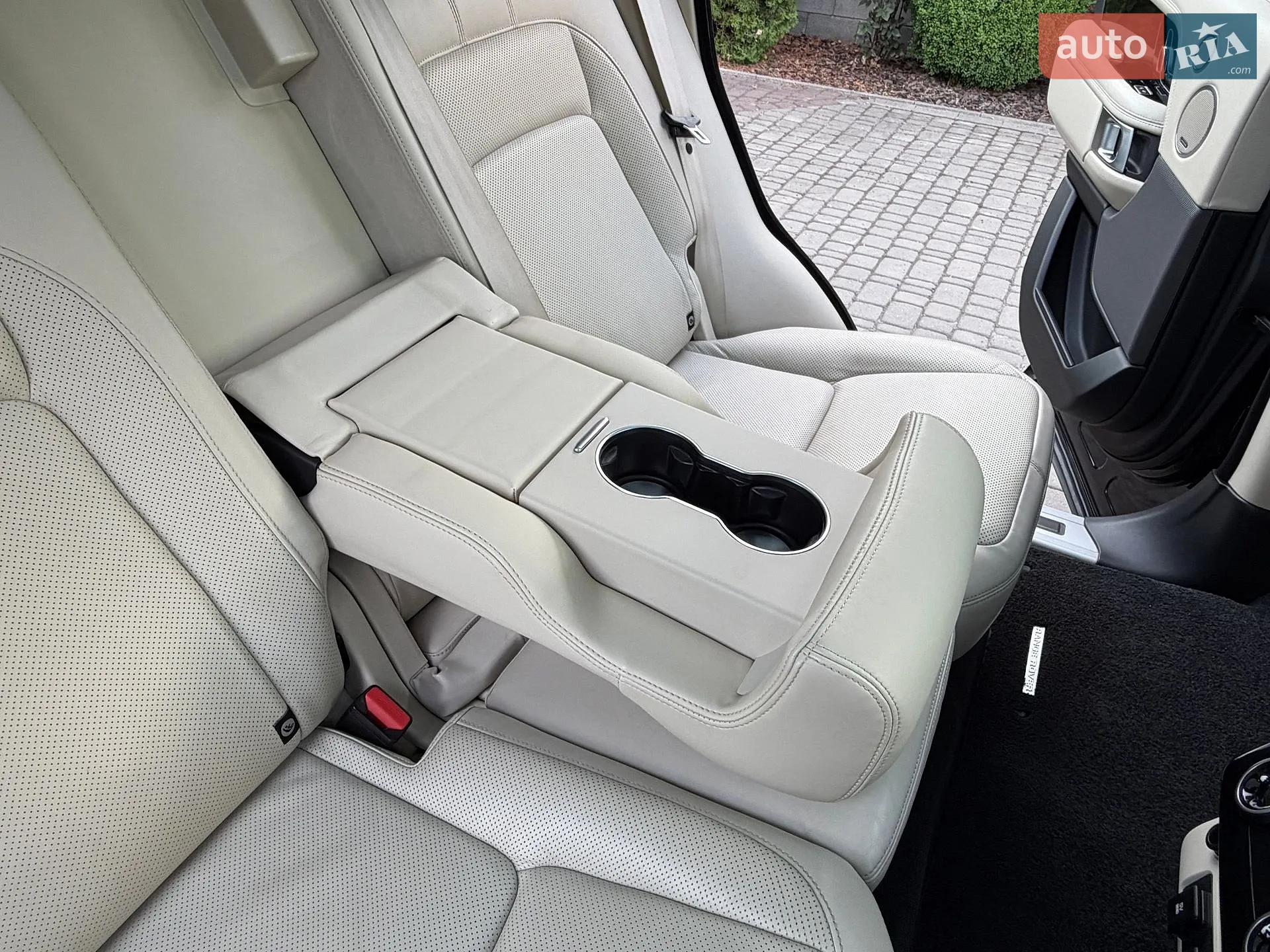 2020 Land Rover Range Rover - мініатюра 31