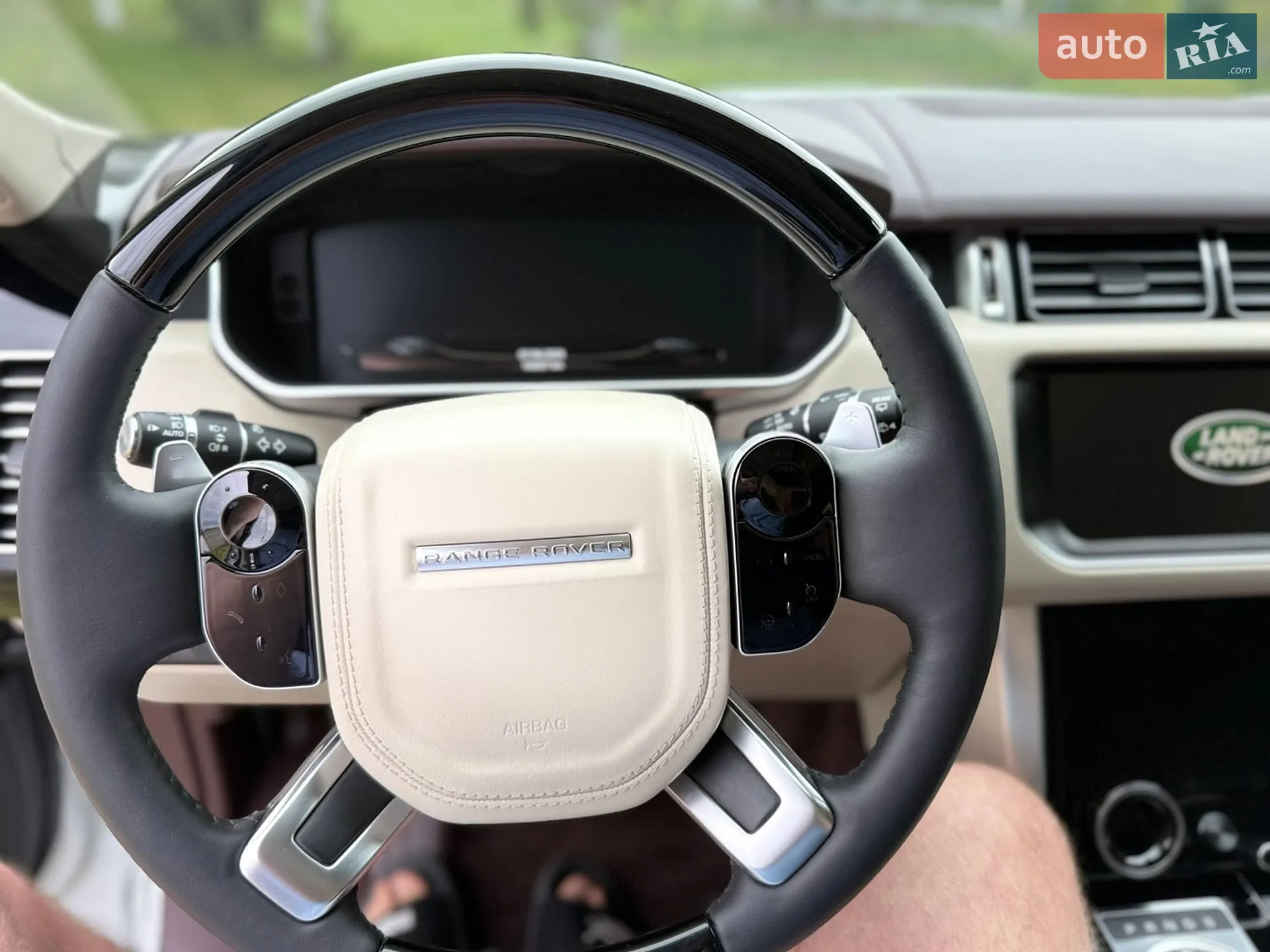2016 Land Rover Range Rover - мініатюра 33