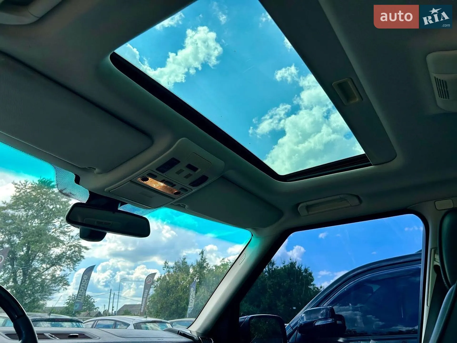 2011 Land Rover Range Rover - мініатюра 13