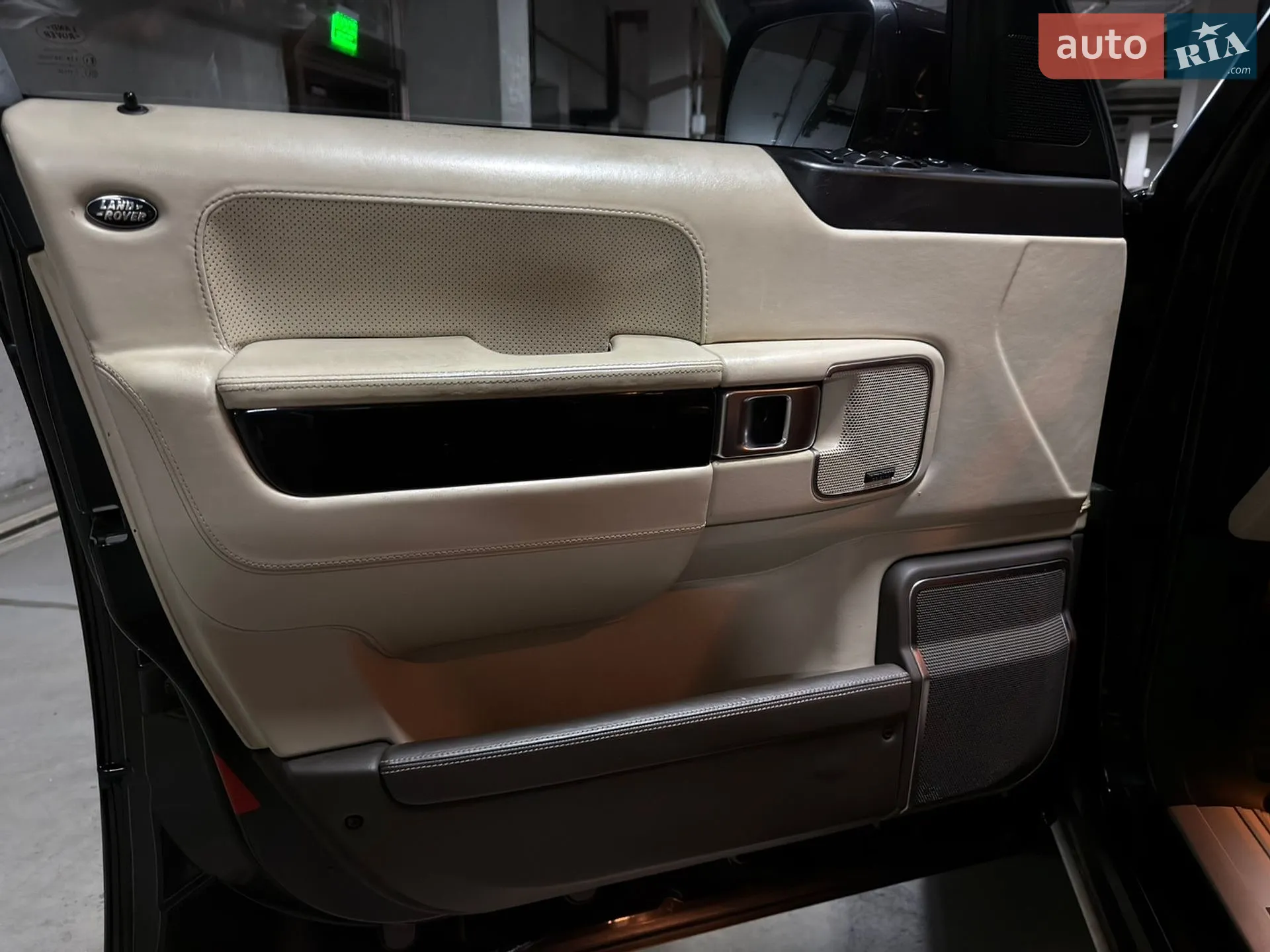 2011 Land Rover Range Rover - мініатюра 12