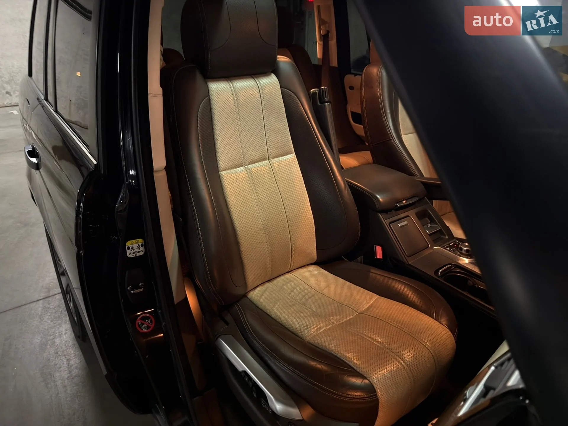 2011 Land Rover Range Rover - мініатюра 21