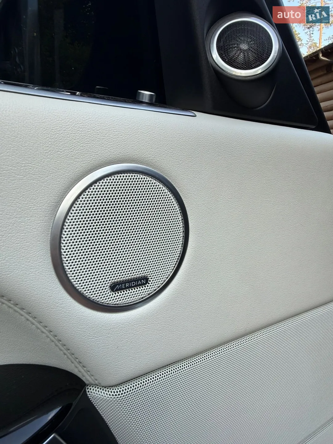 2016 Land Rover Range Rover - мініатюра 32