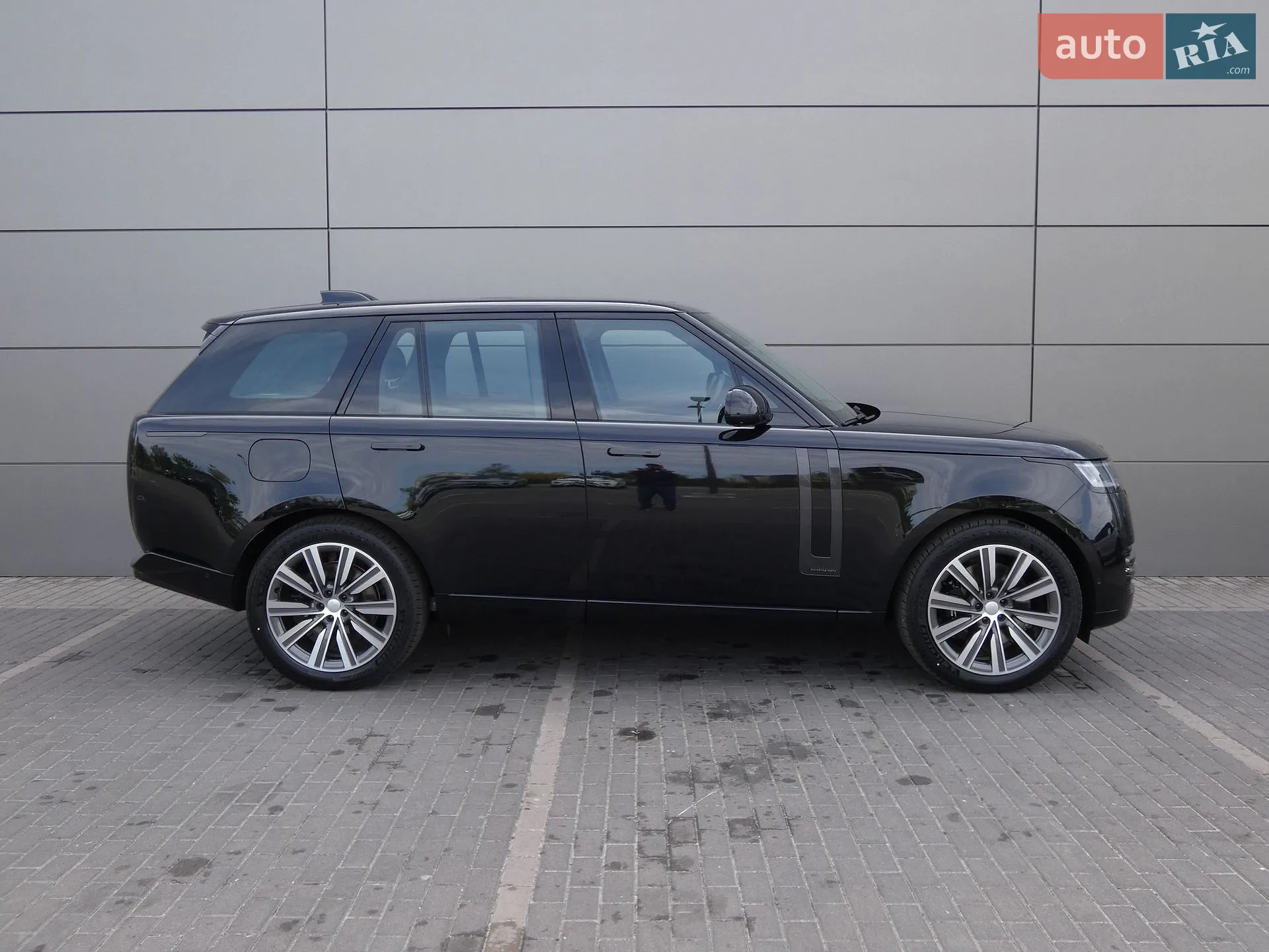 2026 Land Rover Range Rover - мініатюра 15
