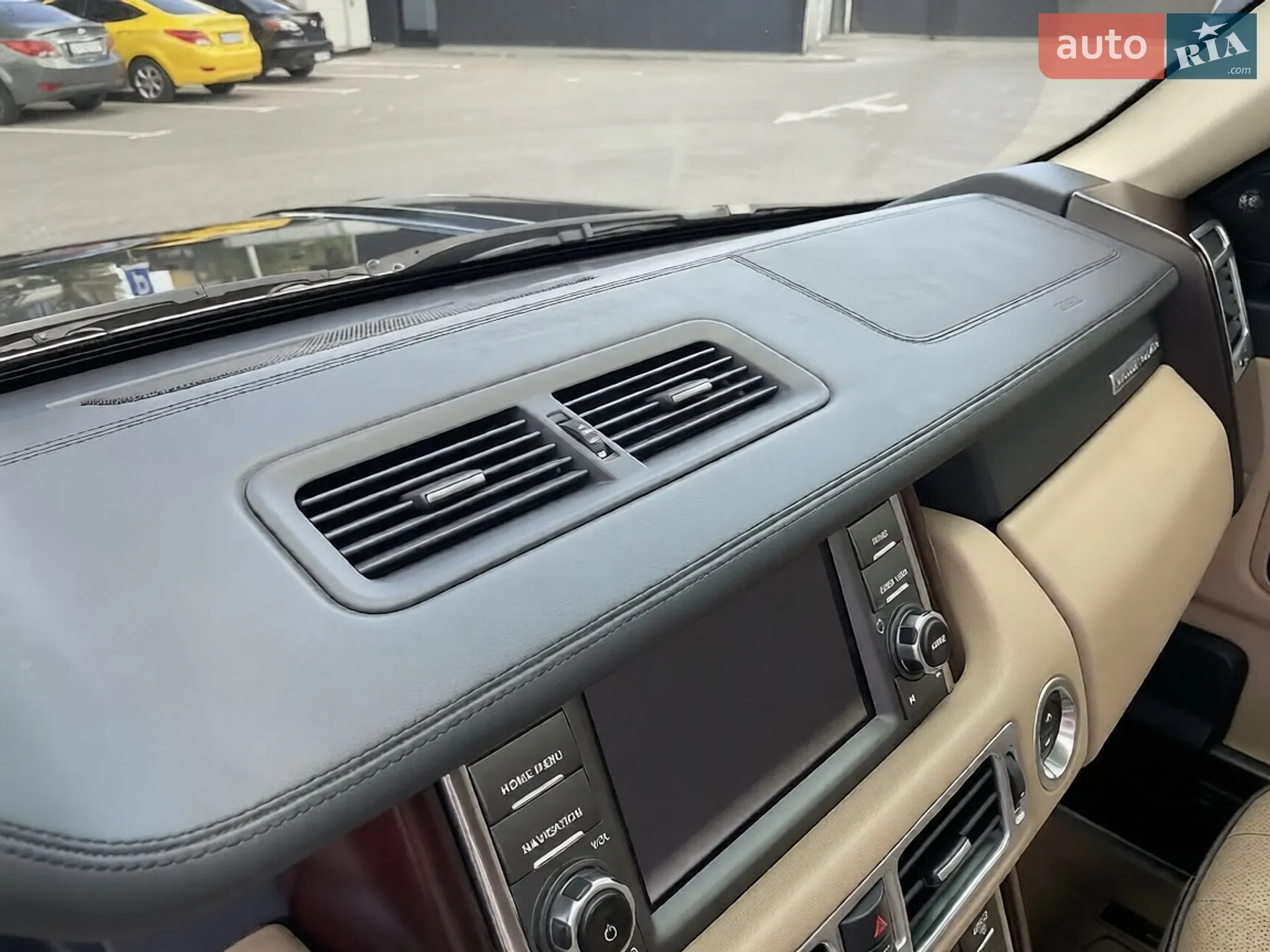 2010 Land Rover Range Rover - мініатюра 26