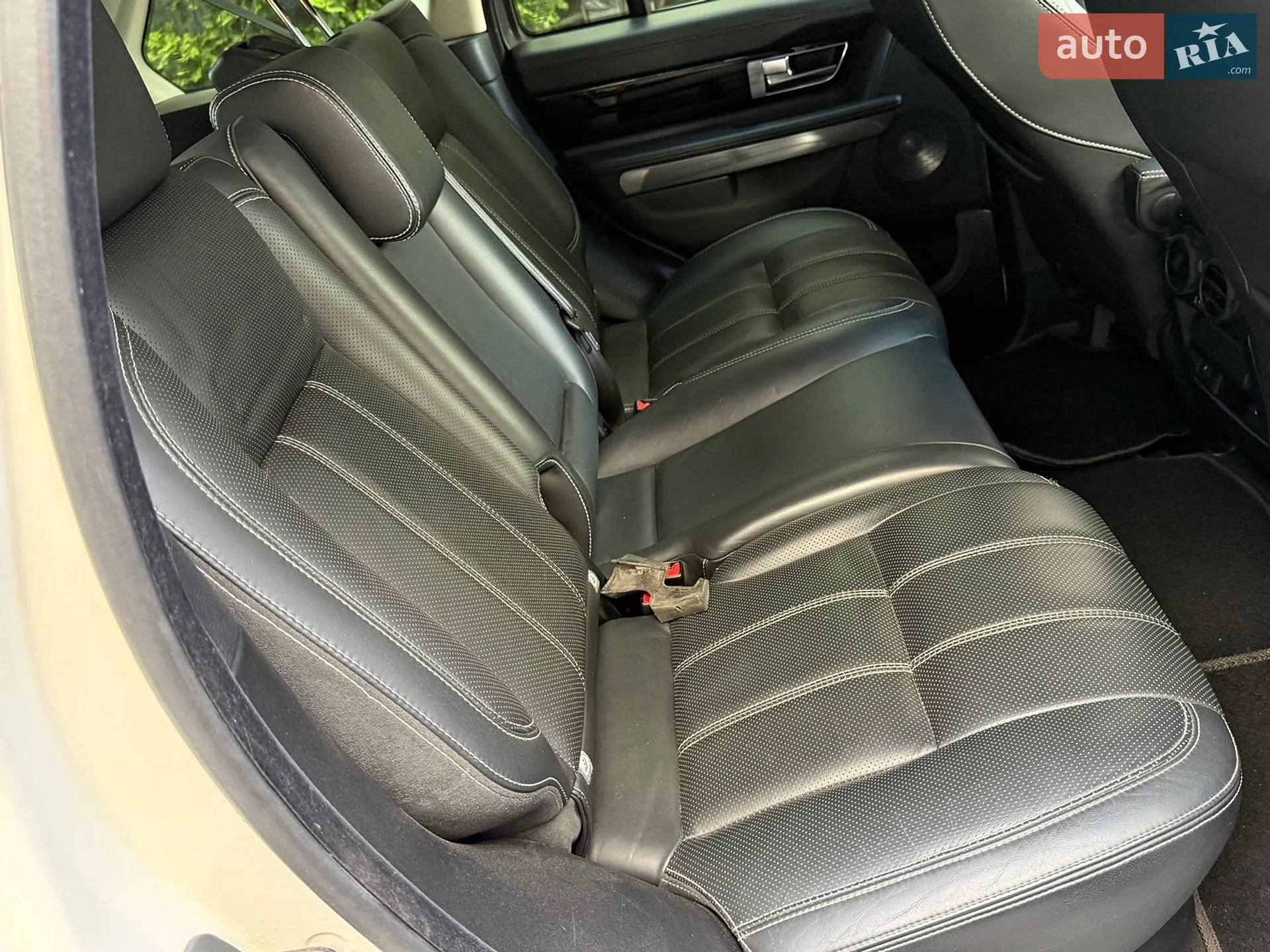 2010 Land Rover Range Rover - мініатюра 26