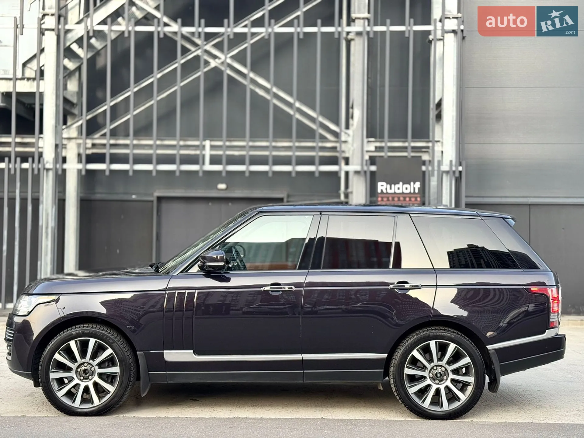 2013 Land Rover Range Rover - мініатюра 21