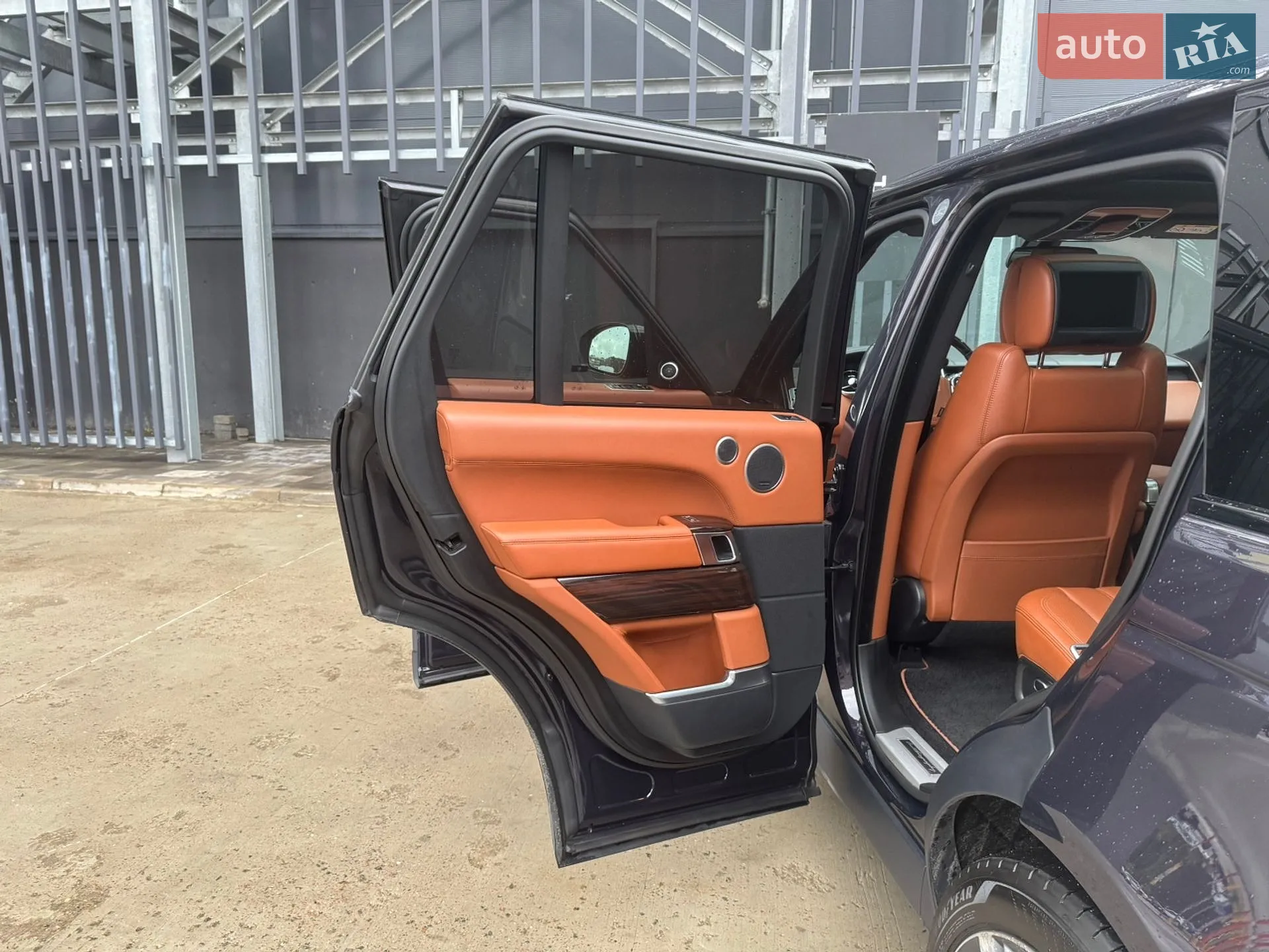 2013 Land Rover Range Rover - мініатюра 155