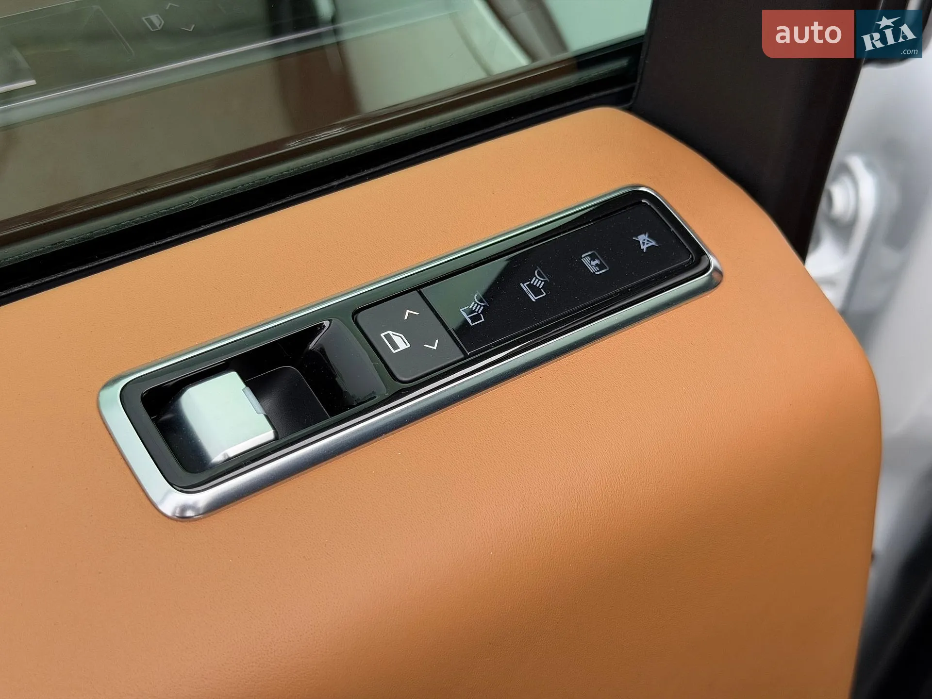 2018 Land Rover Range Rover - мініатюра 36