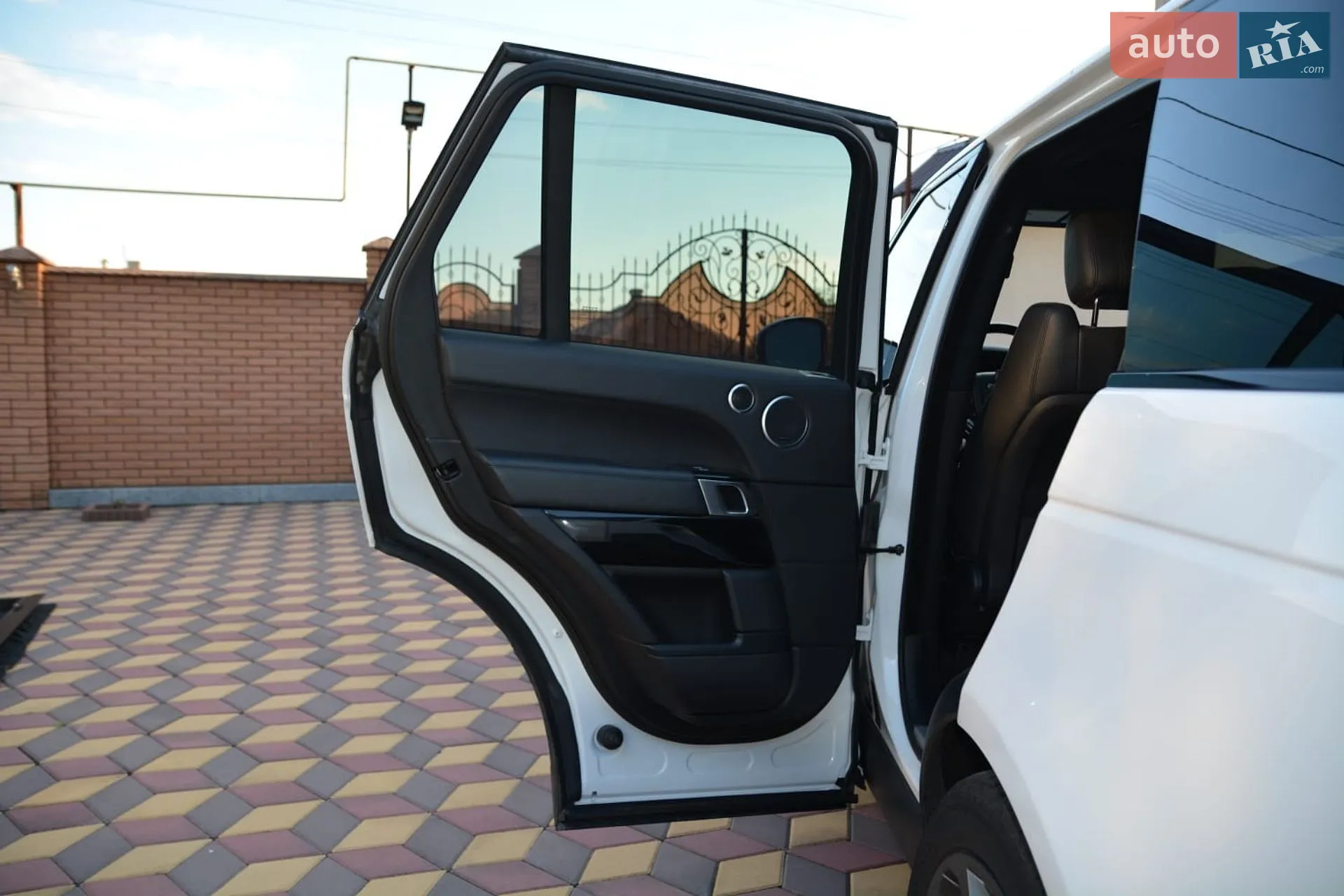 2015 Land Rover Range Rover - мініатюра 18