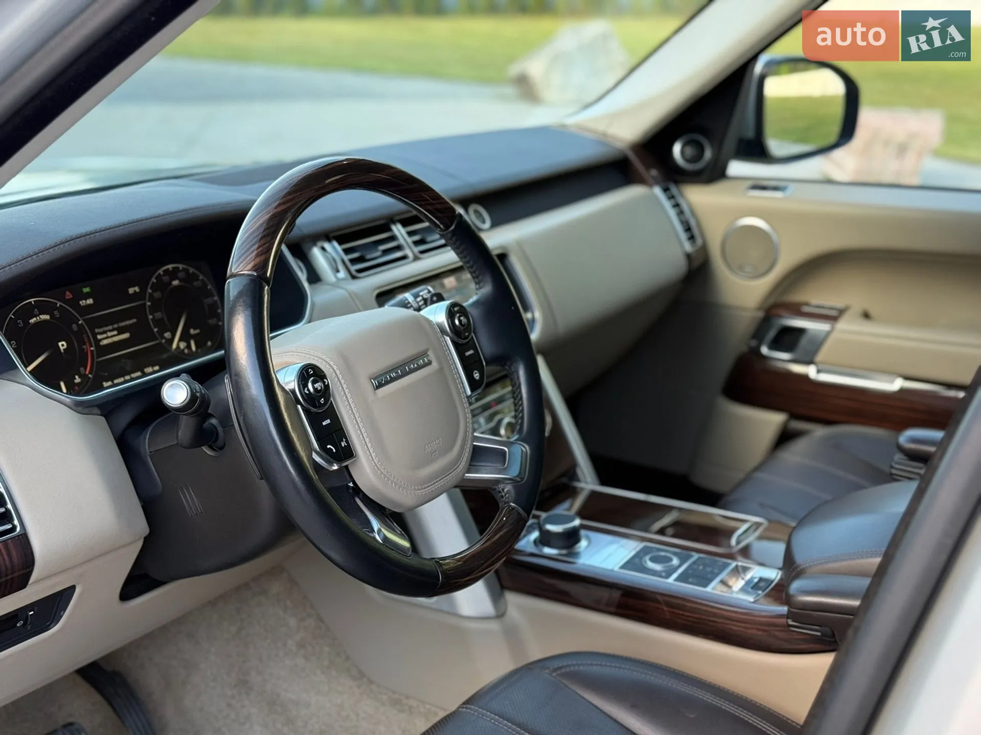 2013 Land Rover Range Rover - мініатюра 32