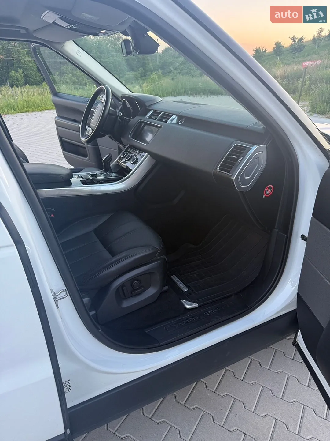 2015 Land Rover Range Rover - мініатюра 20