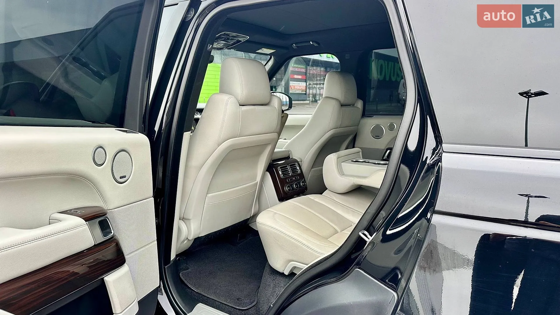 2017 Land Rover Range Rover - мініатюра 26