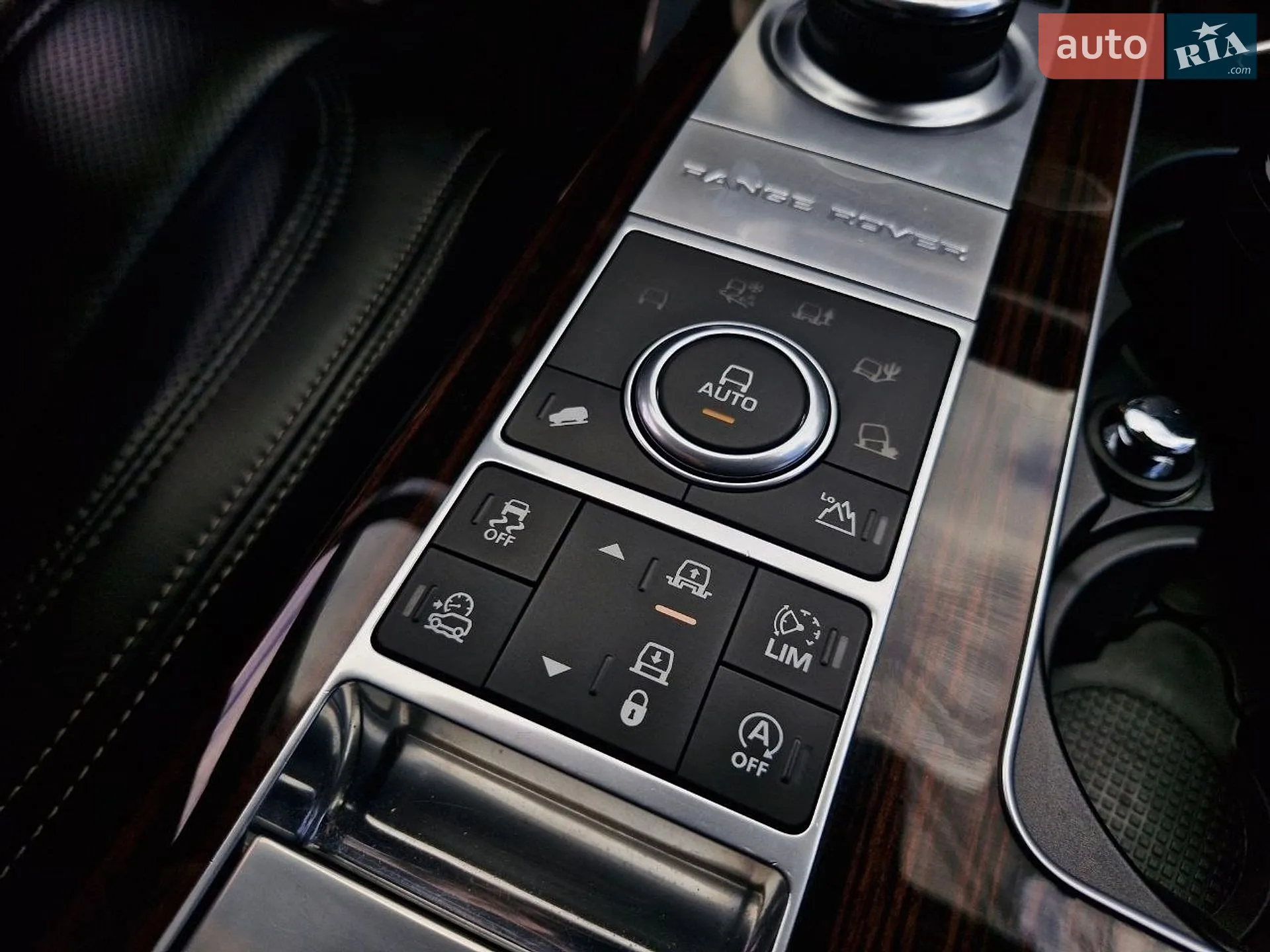 2017 Land Rover Range Rover - мініатюра 33
