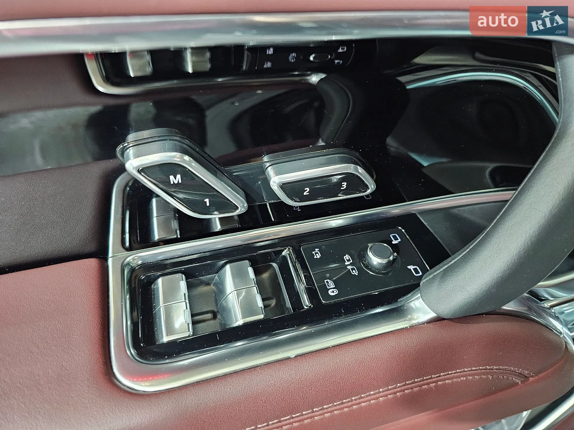 2023 Land Rover Range Rover - мініатюра 25