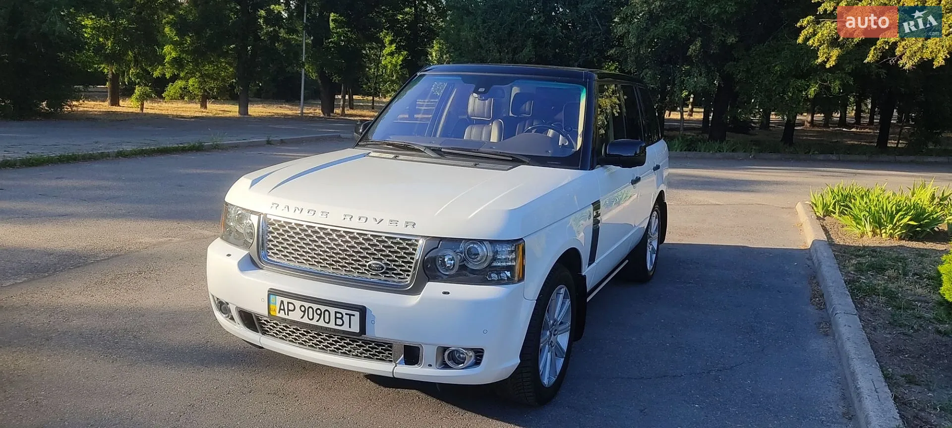 2011 Land Rover Range Rover - мініатюра 9