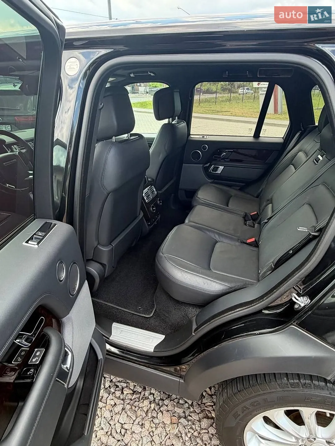 2018 Land Rover Range Rover - мініатюра 12