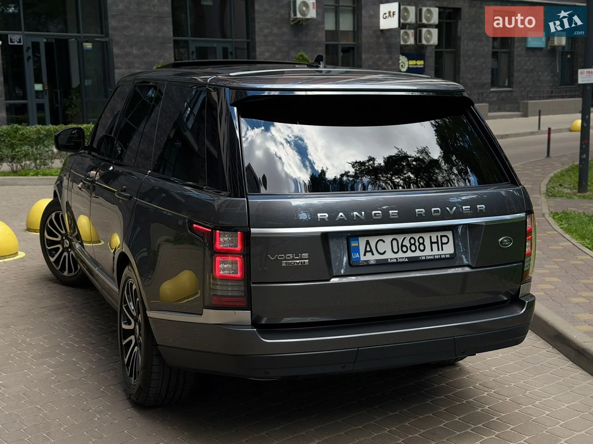 2015 Land Rover Range Rover - мініатюра 24