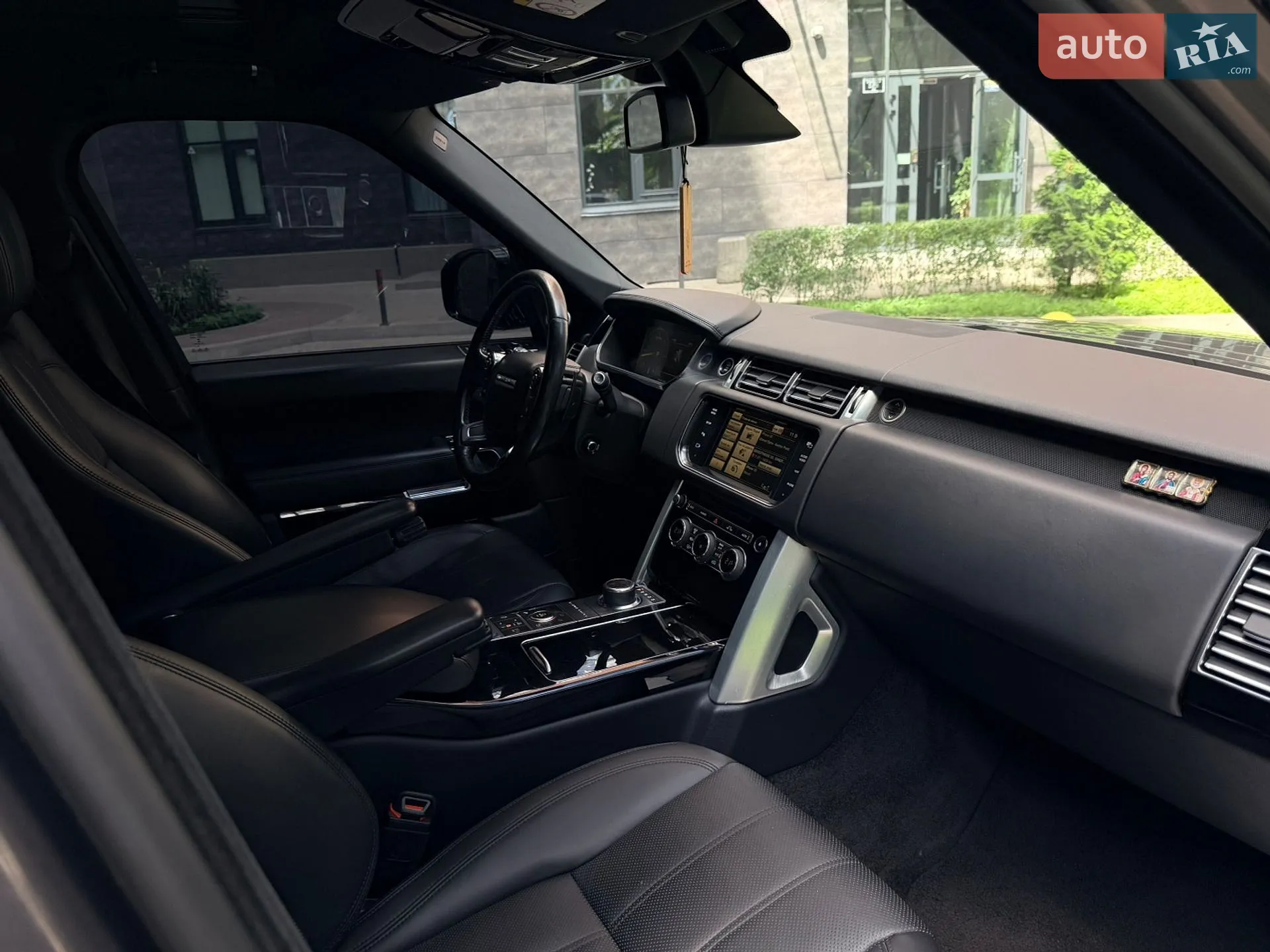 2015 Land Rover Range Rover - мініатюра 28