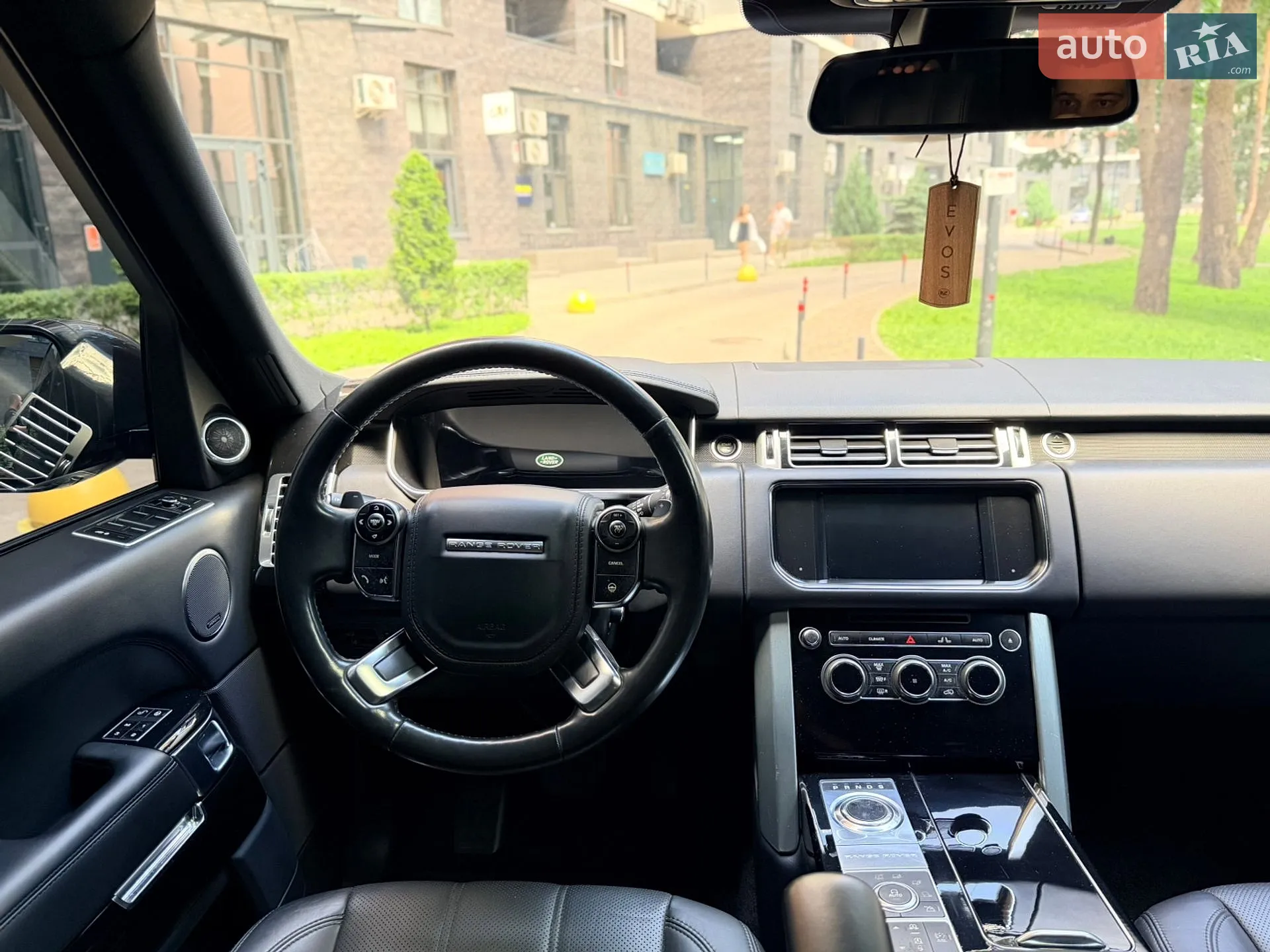 2015 Land Rover Range Rover - мініатюра 32