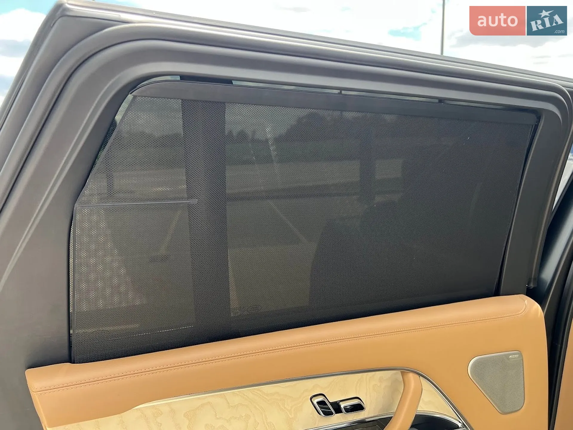 Land Rover Range Rover 2023 VIN SALKABBW6PA053947 фото оголошення 24 з 37