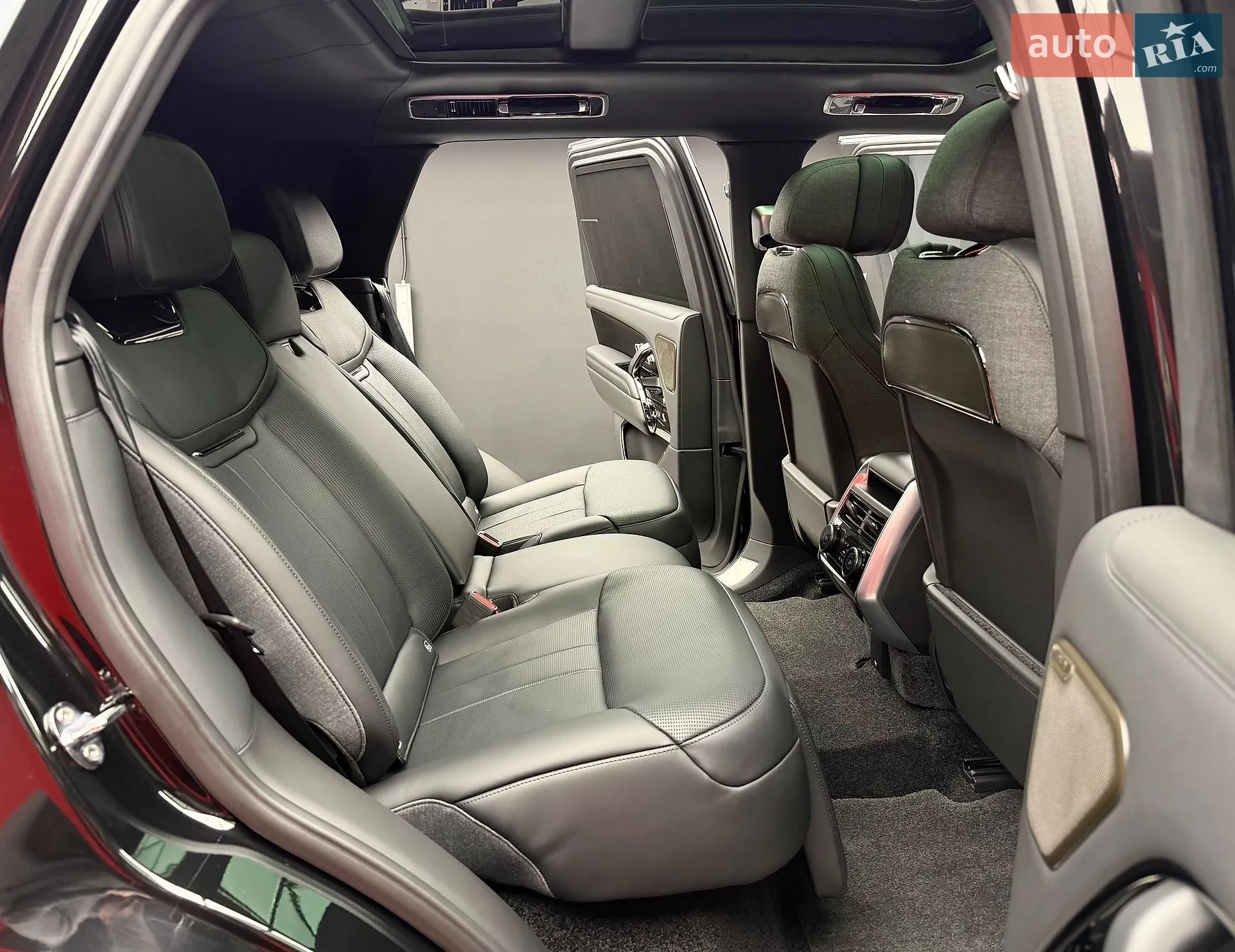 2024 Land Rover Range Rover - мініатюра 47