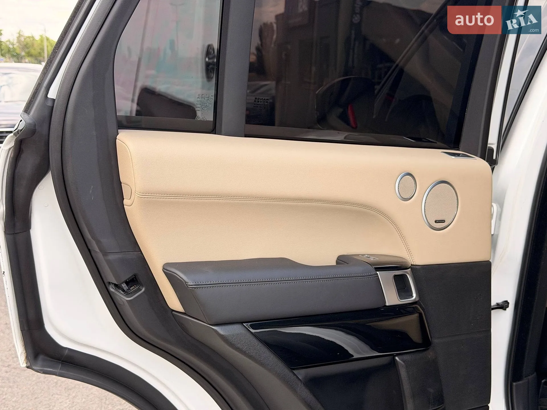 2016 Land Rover Range Rover - мініатюра 48