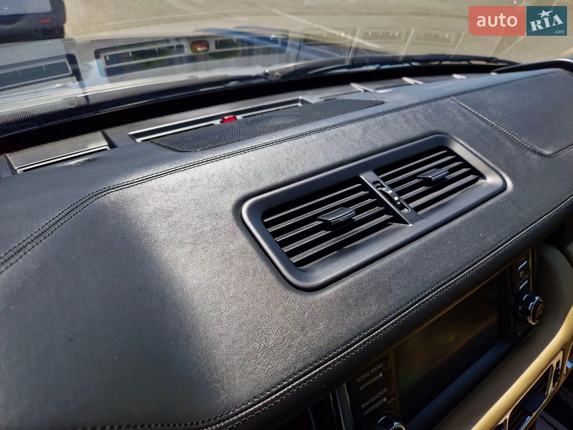 2011 Land Rover Range Rover - мініатюра 23