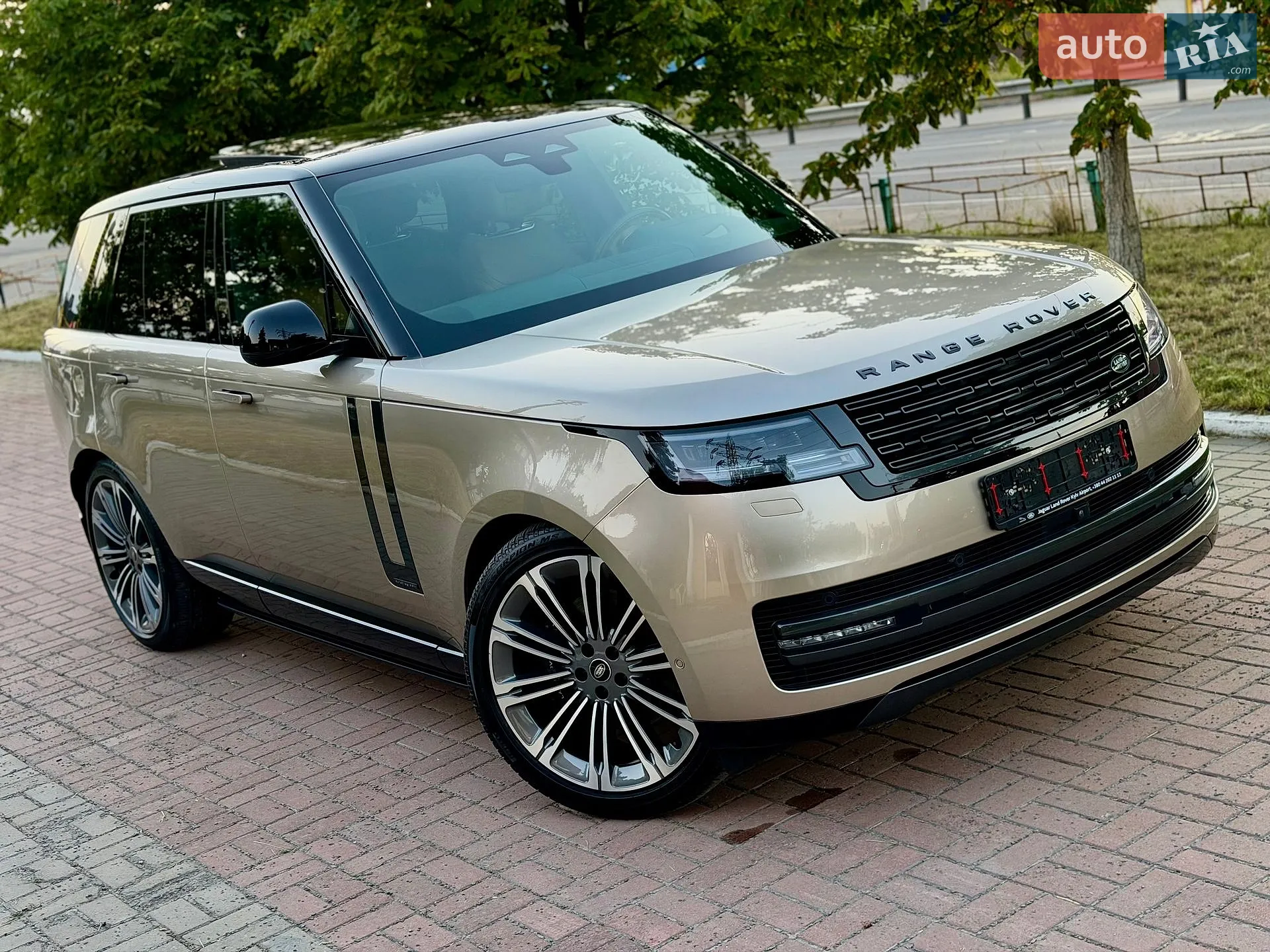 2025 Land Rover Range Rover - мініатюра 14