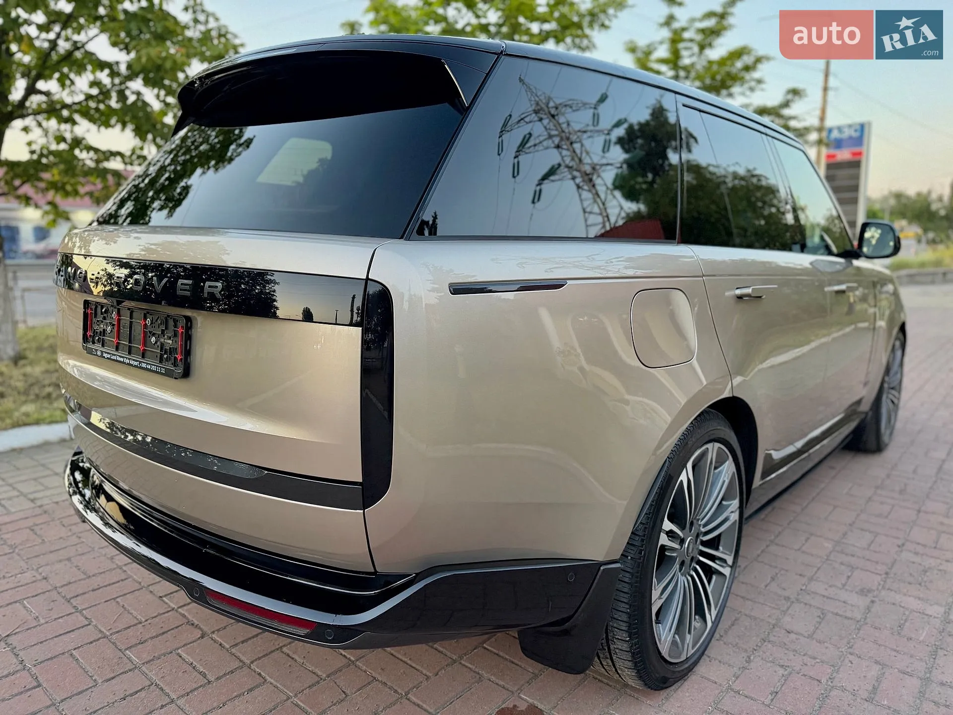 2025 Land Rover Range Rover - мініатюра 26