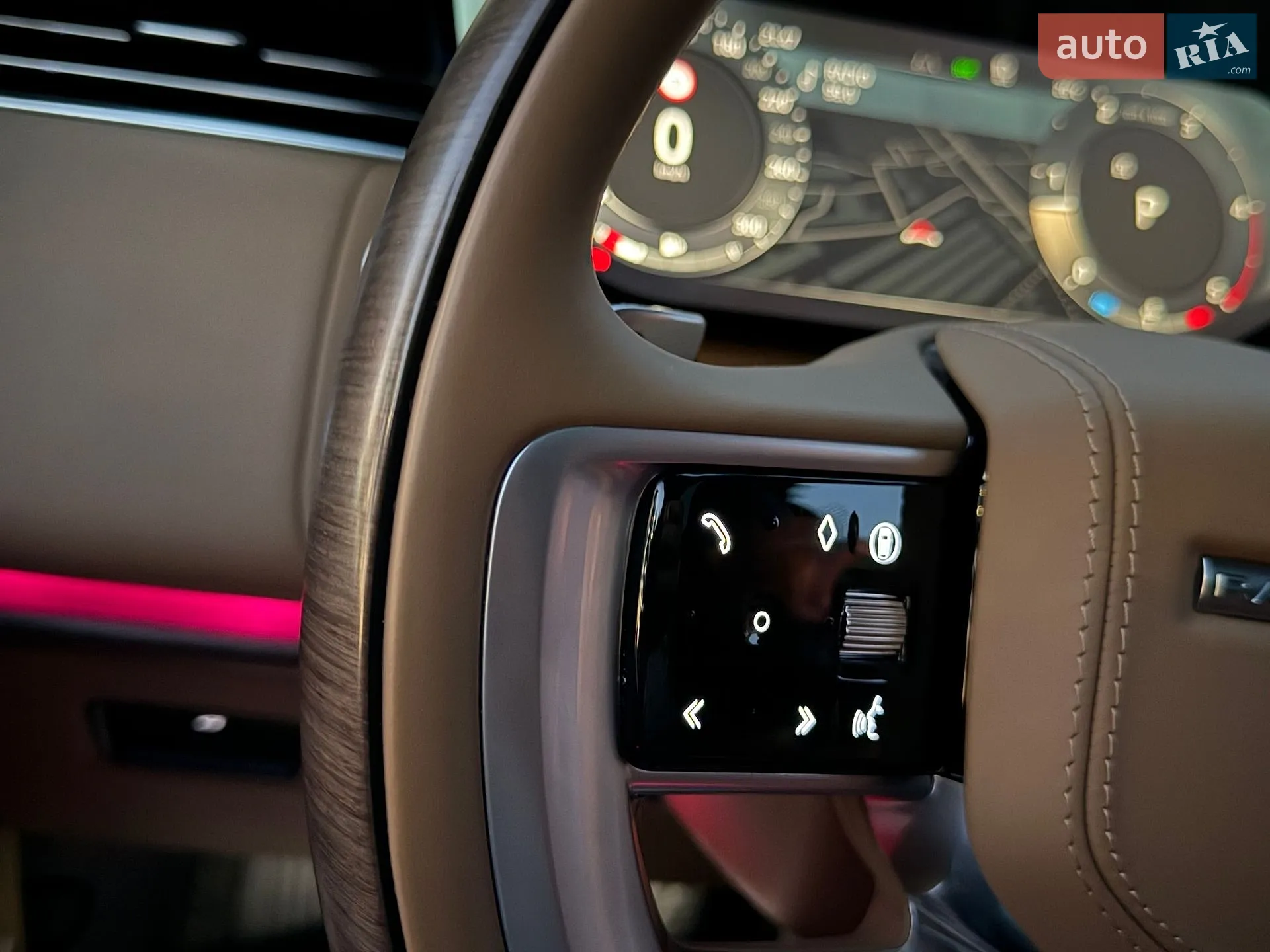 2025 Land Rover Range Rover - мініатюра 163