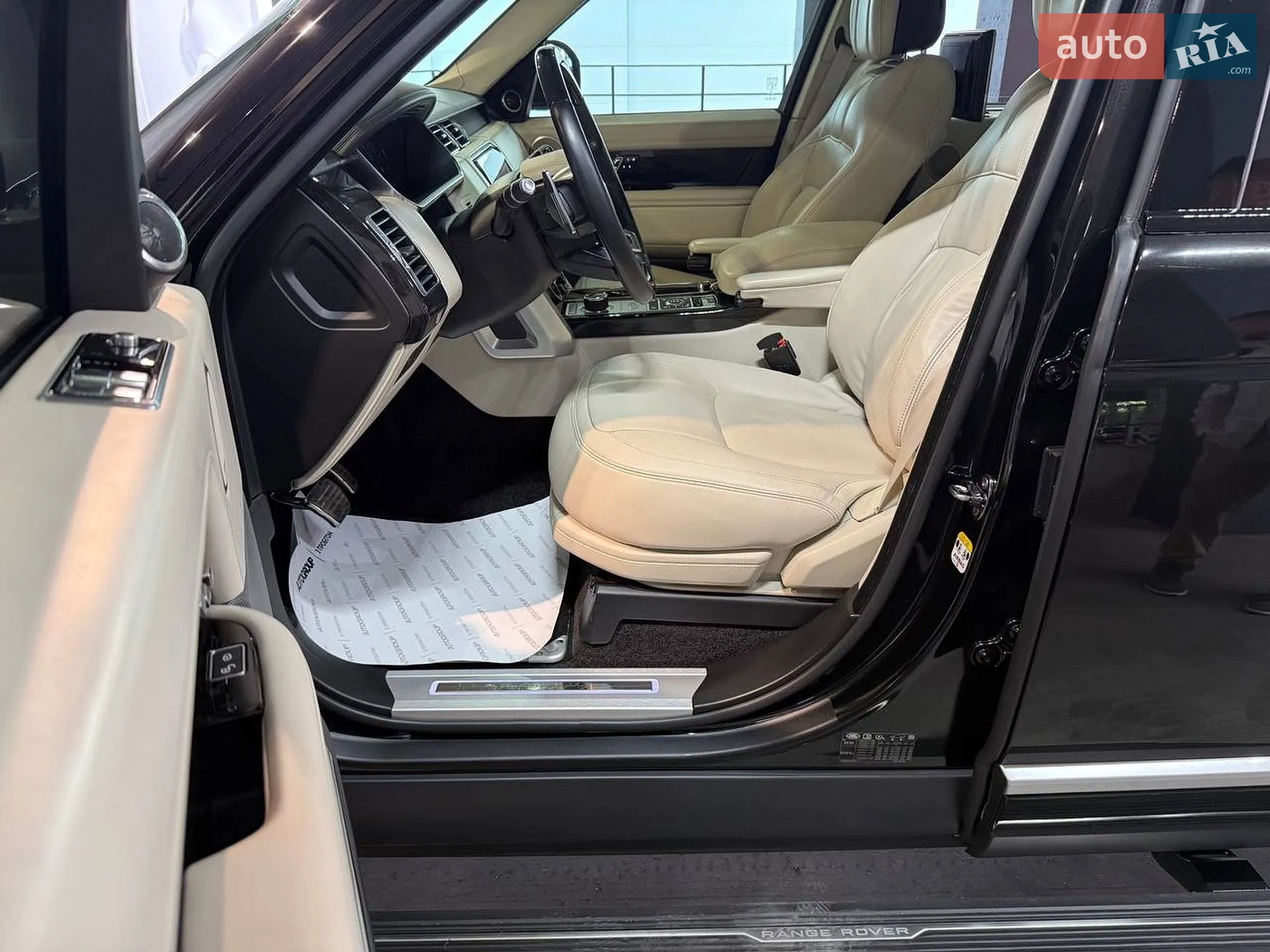 2019 Land Rover Range Rover - мініатюра 14