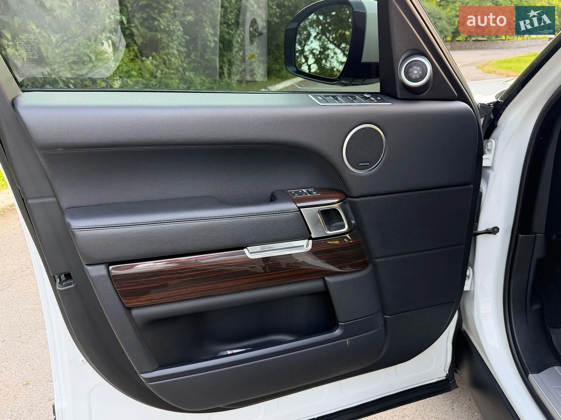 2016 Land Rover Range Rover - мініатюра 30