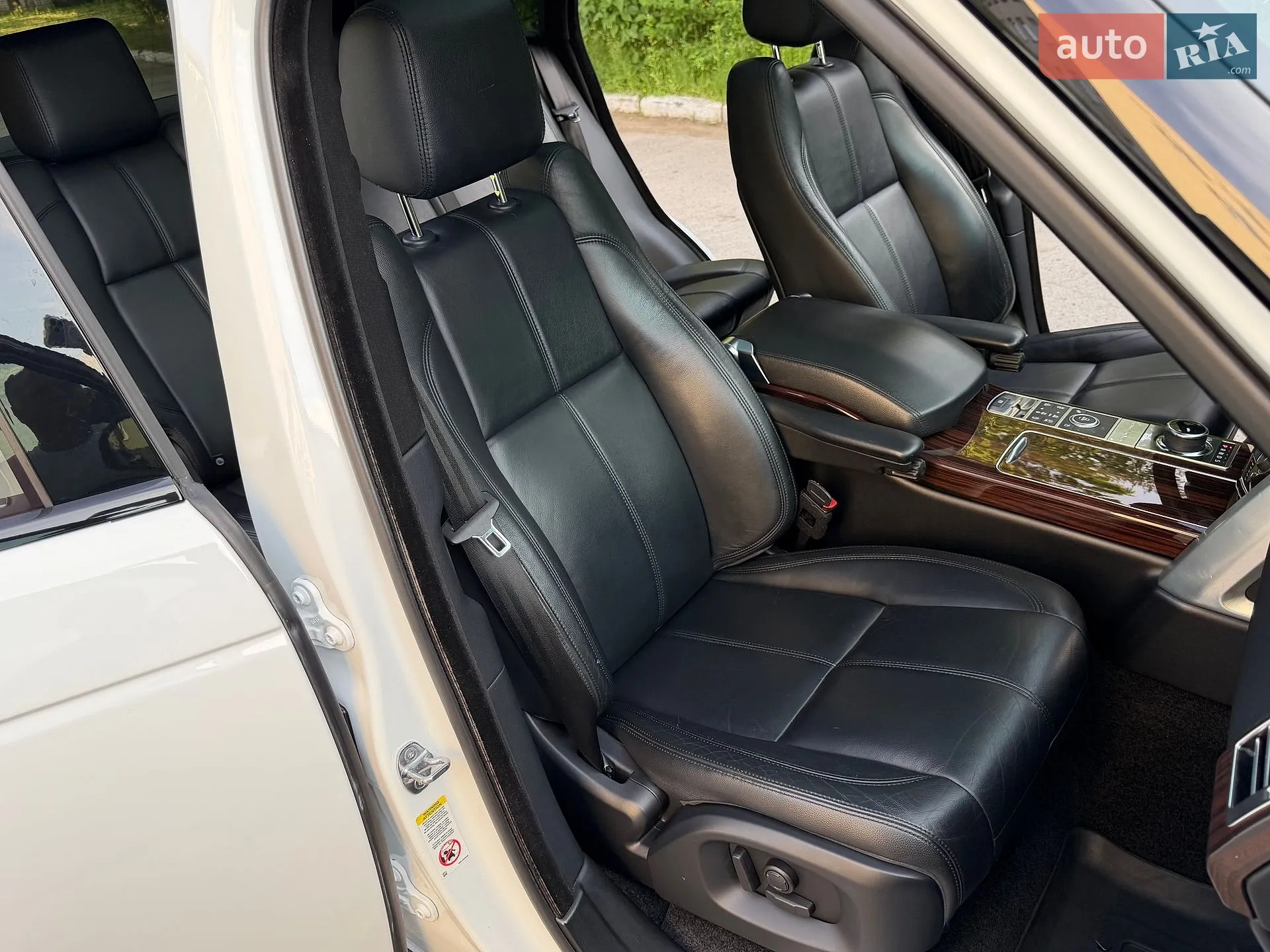 2016 Land Rover Range Rover - мініатюра 41