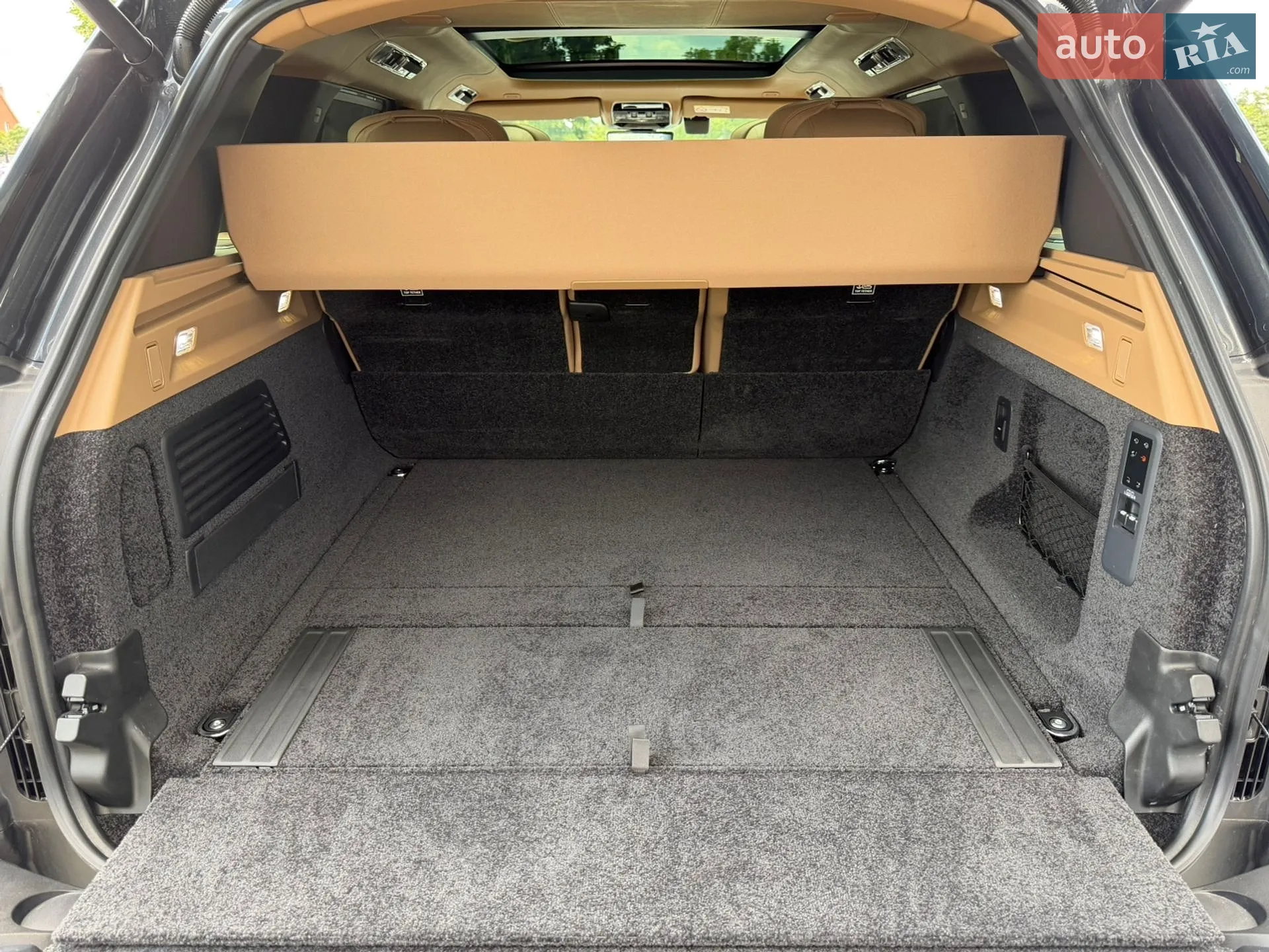 2025 Land Rover Range Rover - мініатюра 30
